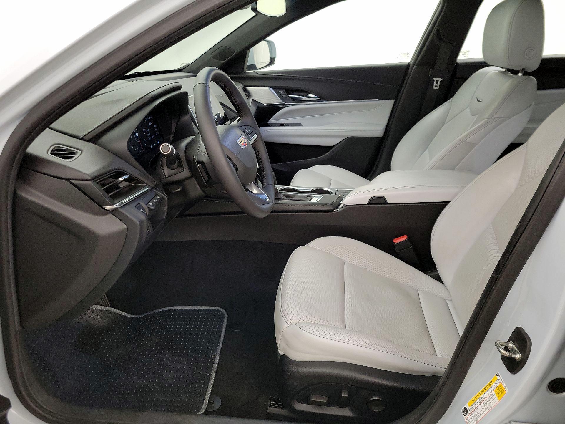 Thumbnail: 2022 Cadillac CT4 - 11