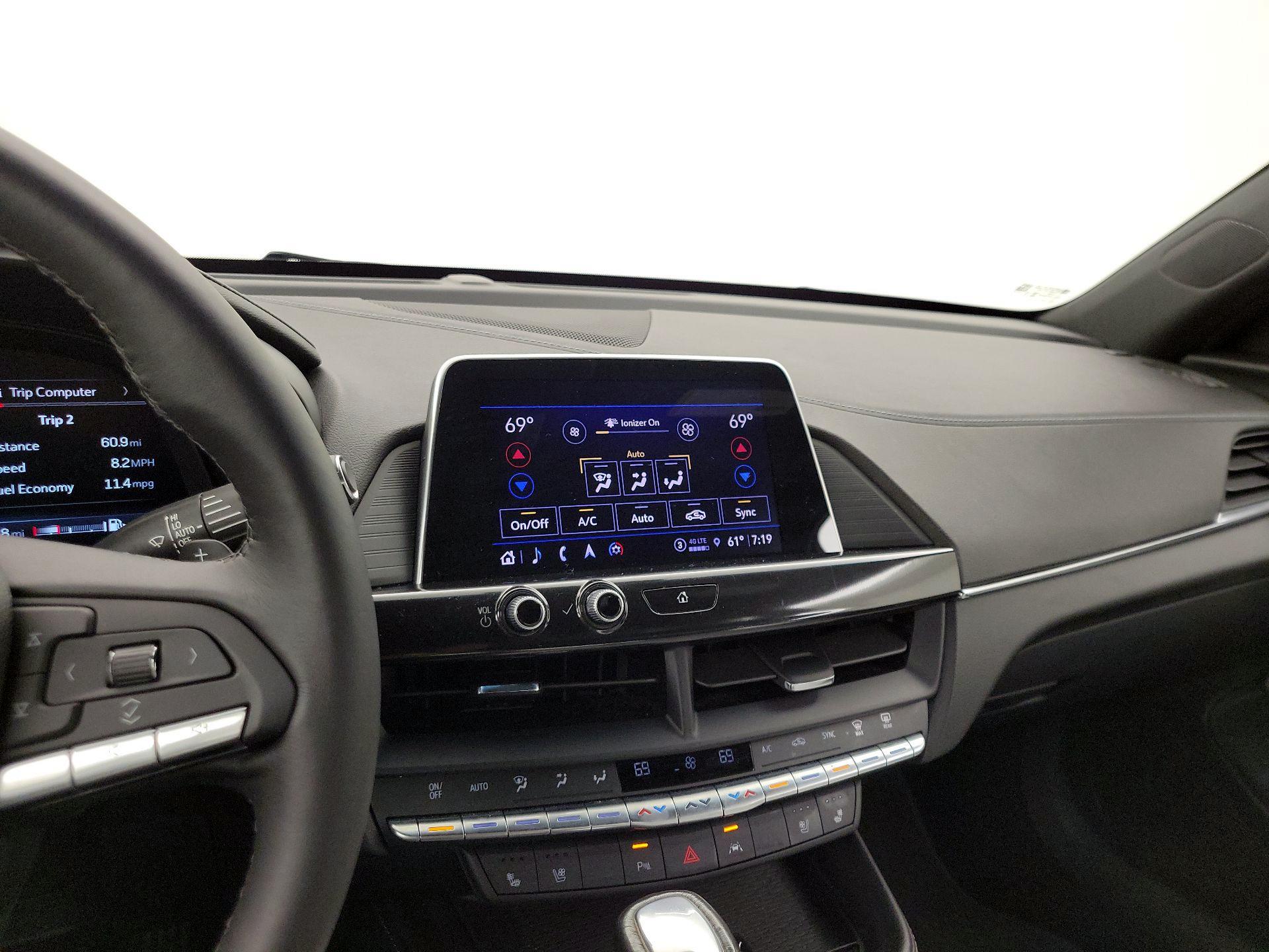 Thumbnail: 2022 Cadillac CT4 - 17