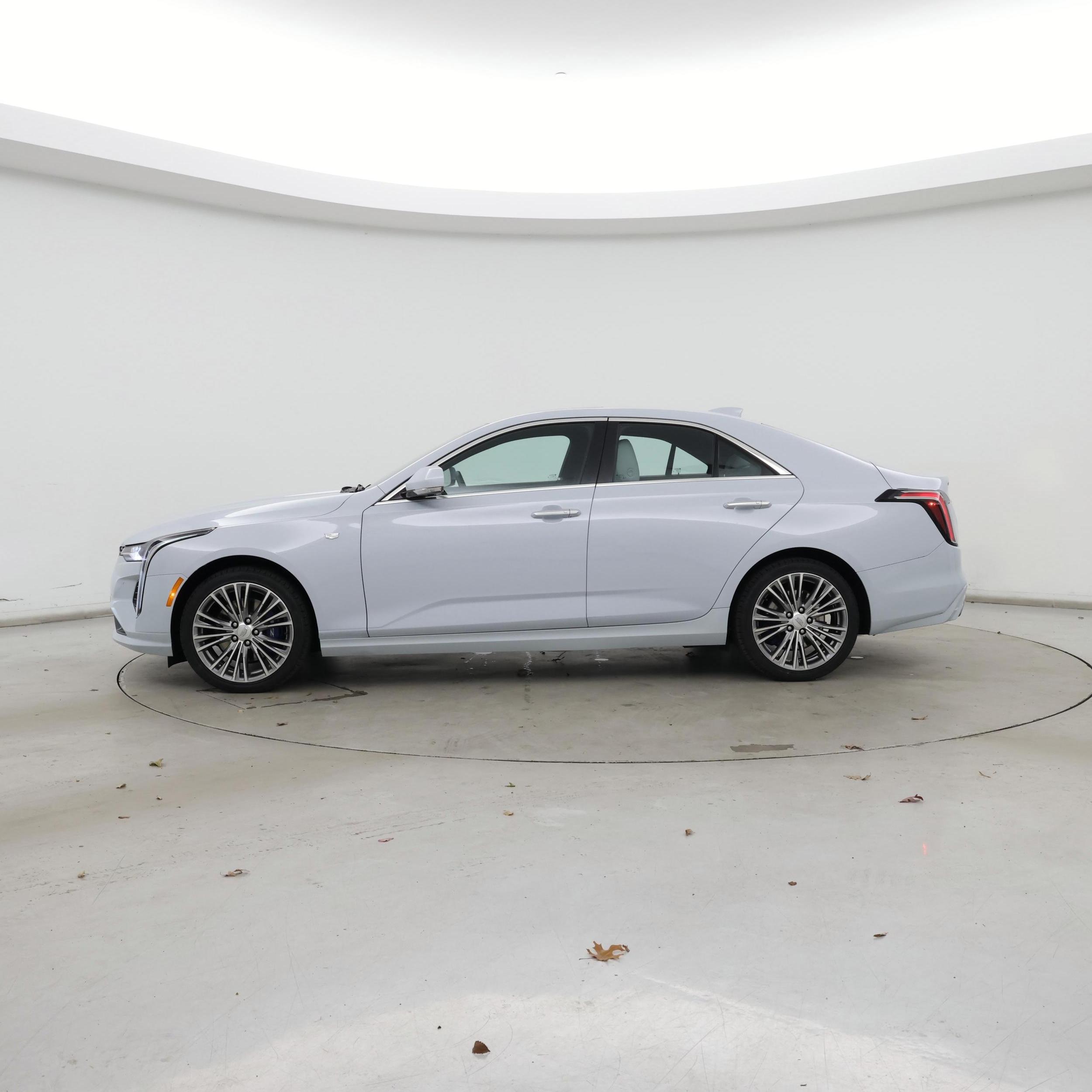 Thumbnail: 2022 Cadillac CT4 - 3