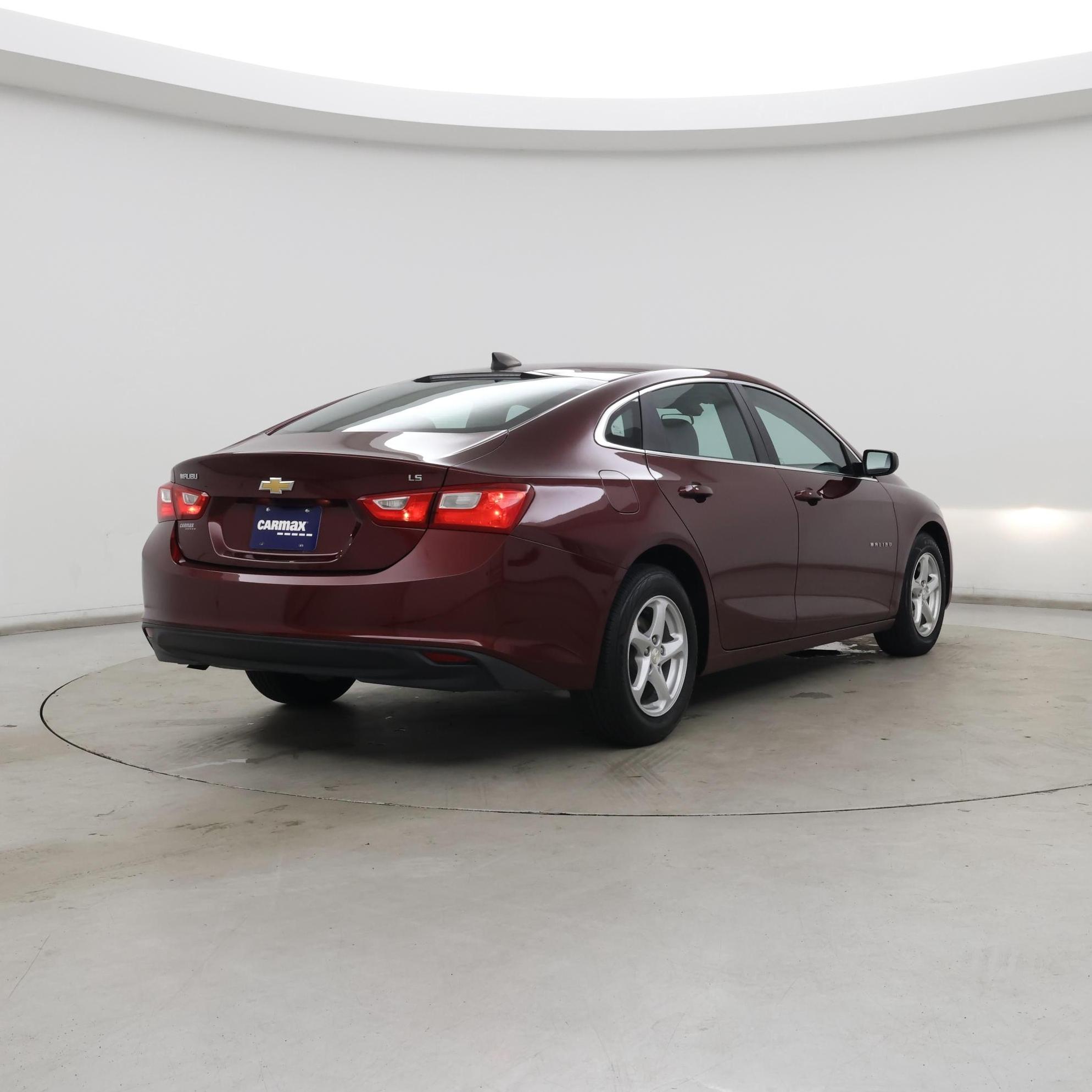Thumbnail: 2016 Chevrolet Malibu - 8
