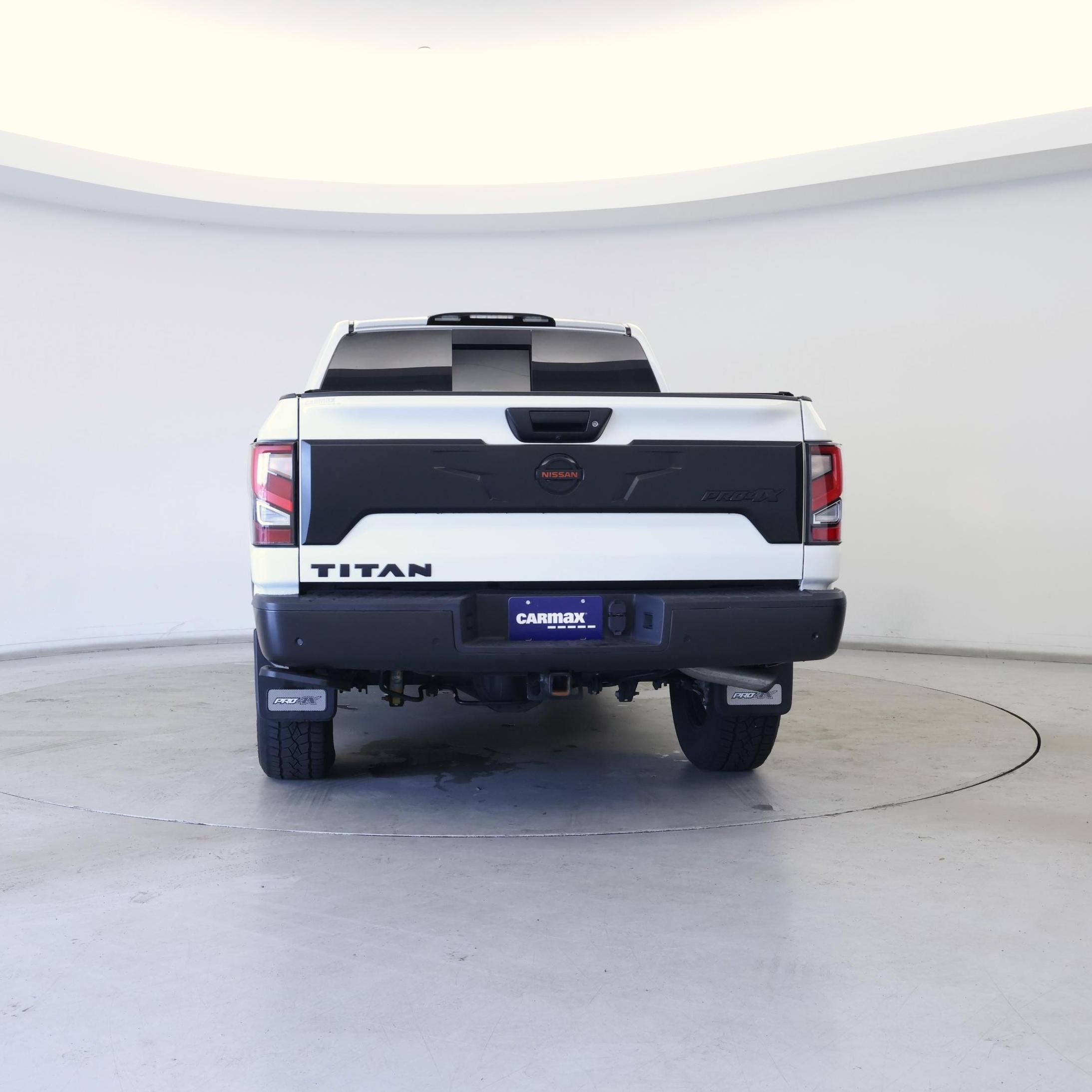 Thumbnail: 2021 Nissan Titan - 6