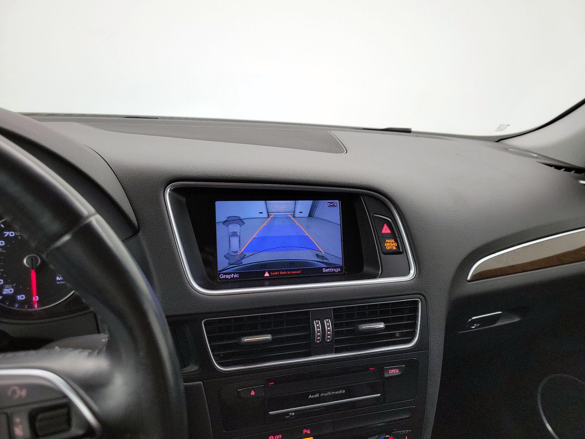 Thumbnail: 2016 Audi Q5 - 15