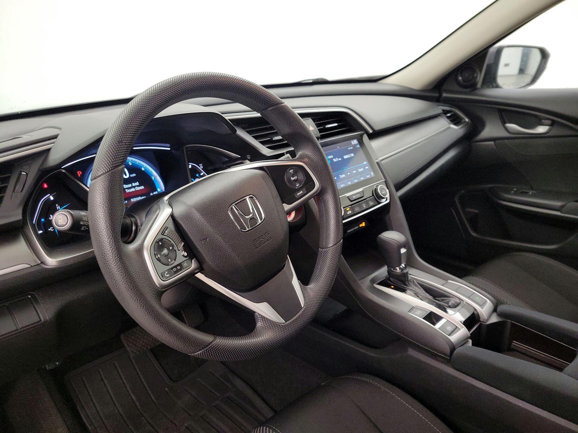 Thumbnail: 2017 Honda Civic - 9