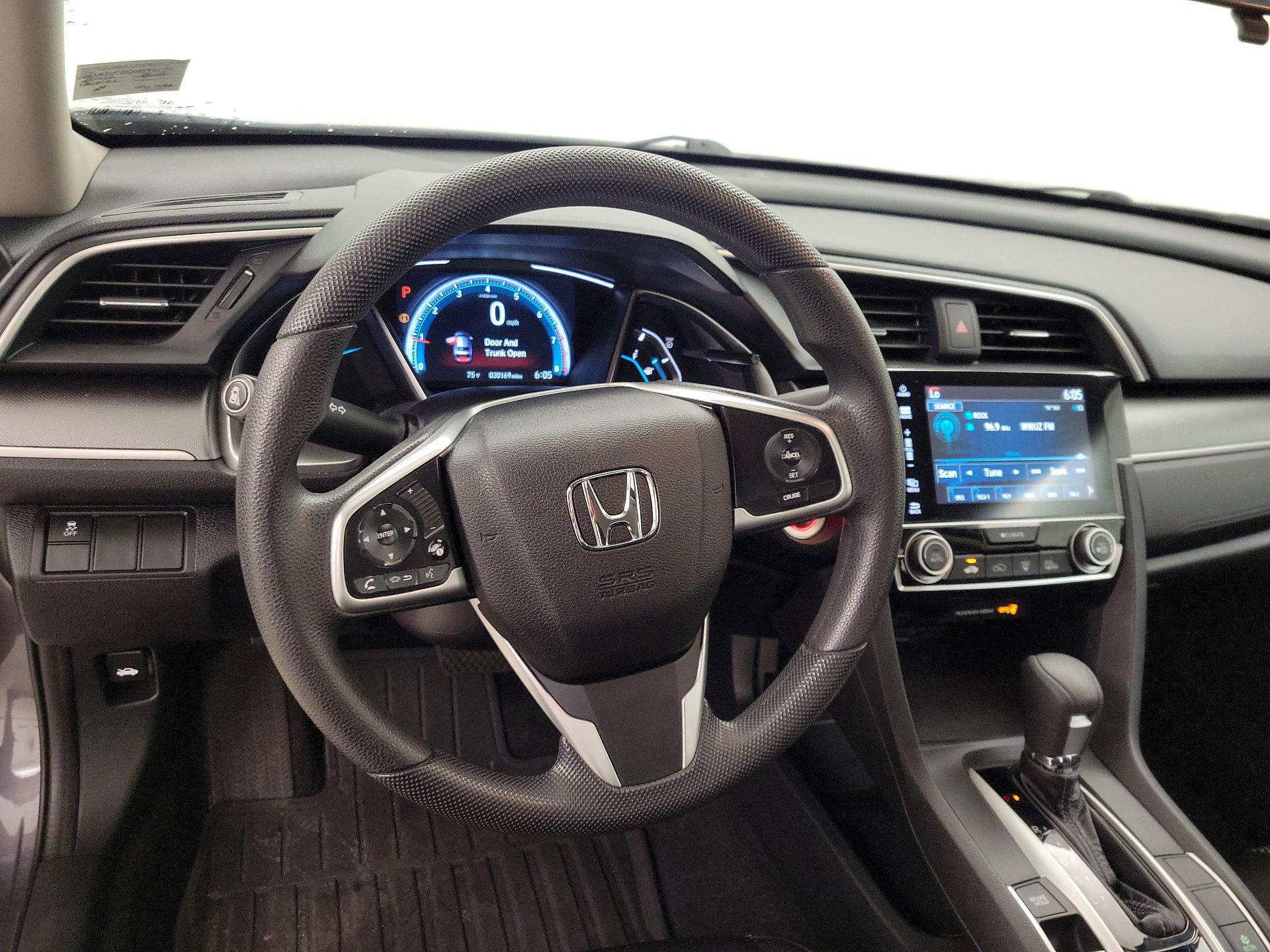 Thumbnail: 2017 Honda Civic - 10