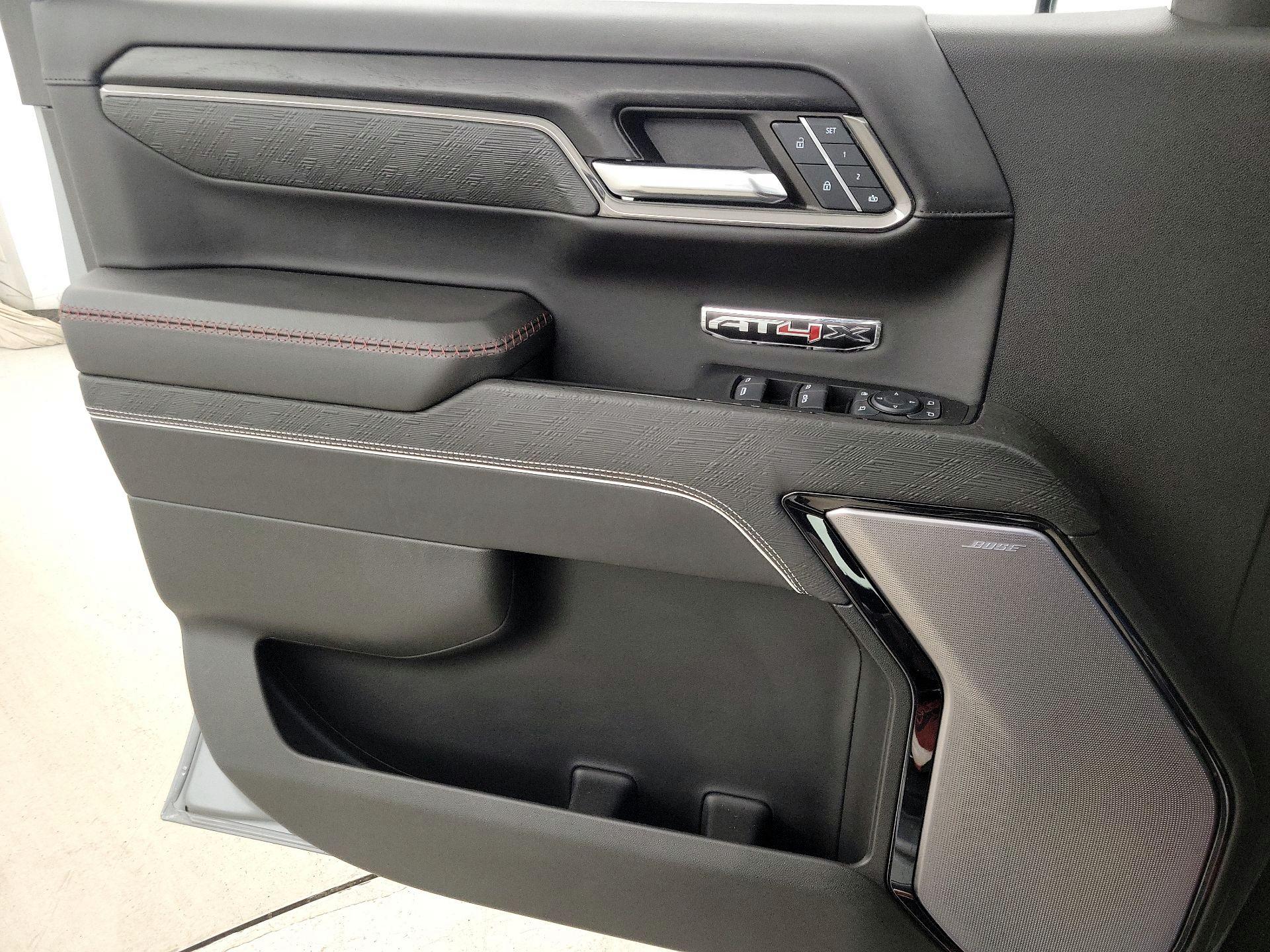 Thumbnail: 2024 GMC Sierra 1500 - 12