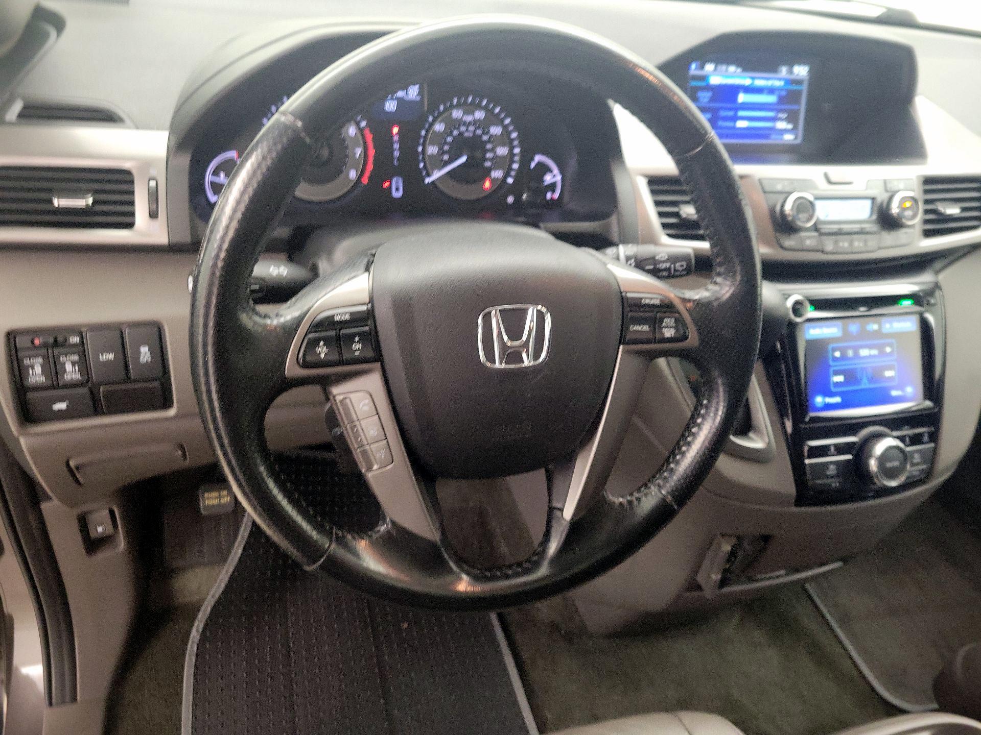 Thumbnail: 2016 Honda Odyssey - 10