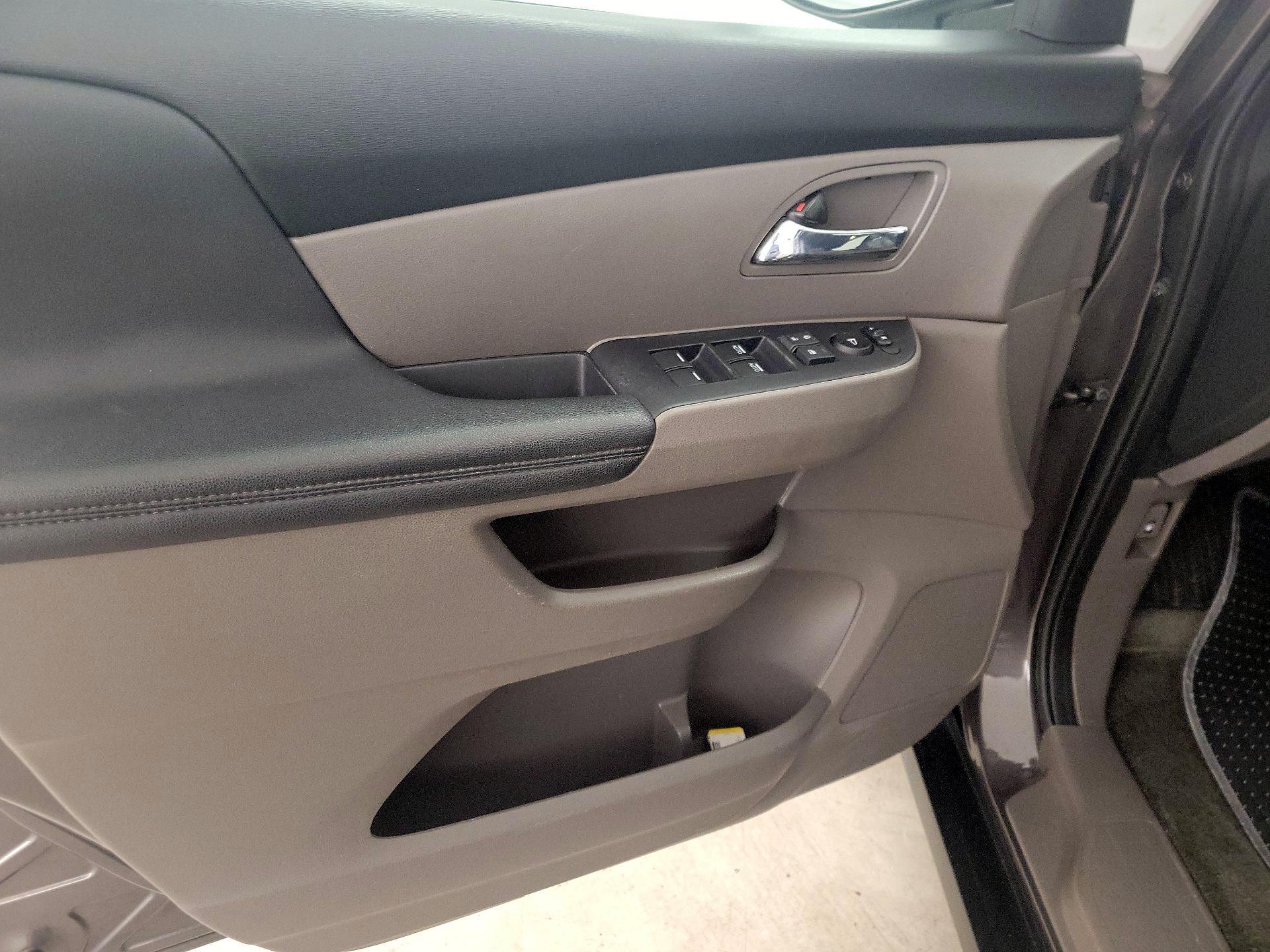 Thumbnail: 2016 Honda Odyssey - 12