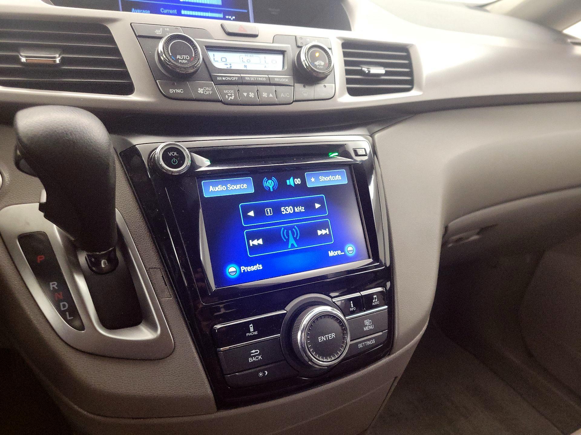 Thumbnail: 2016 Honda Odyssey - 15