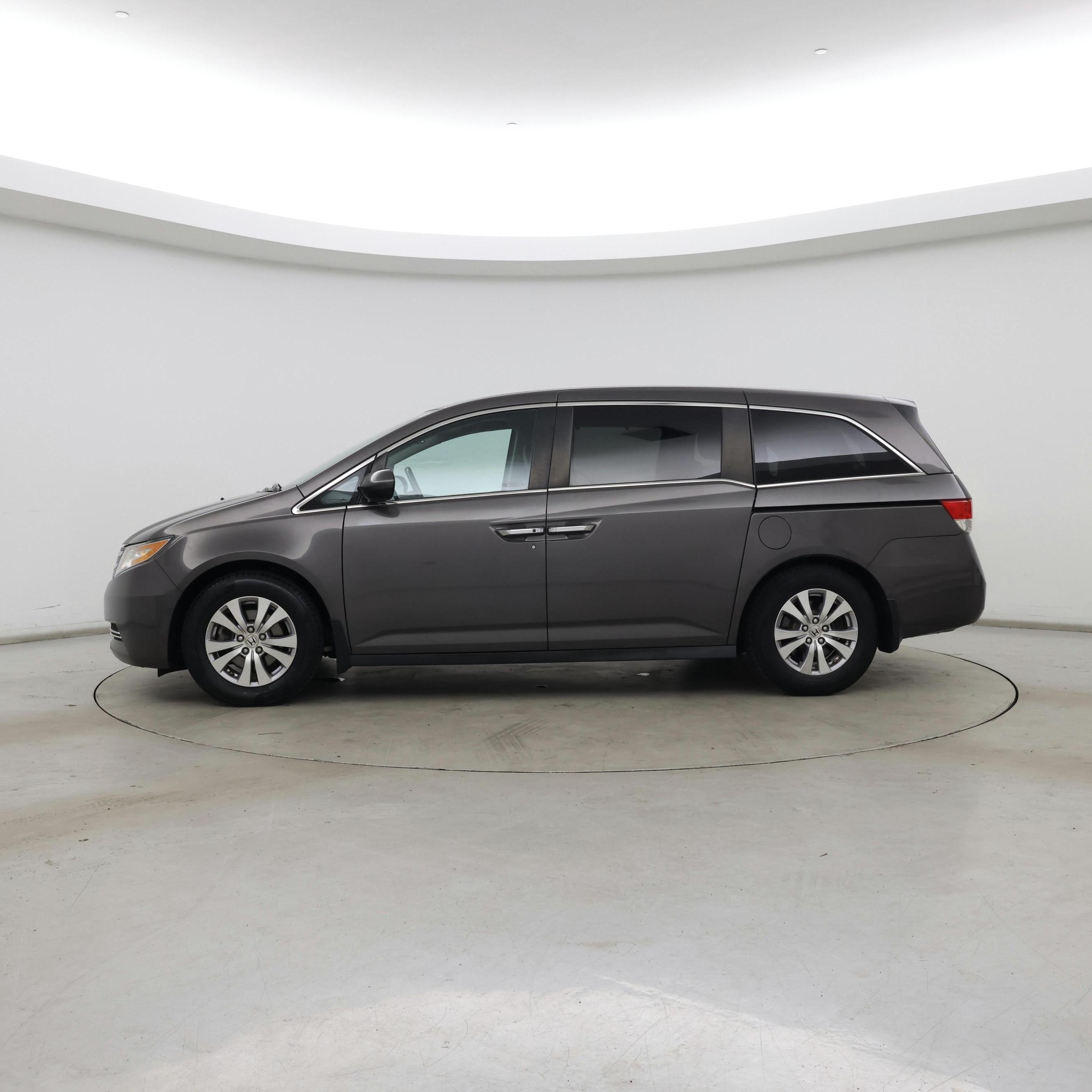 Thumbnail: 2016 Honda Odyssey - 3