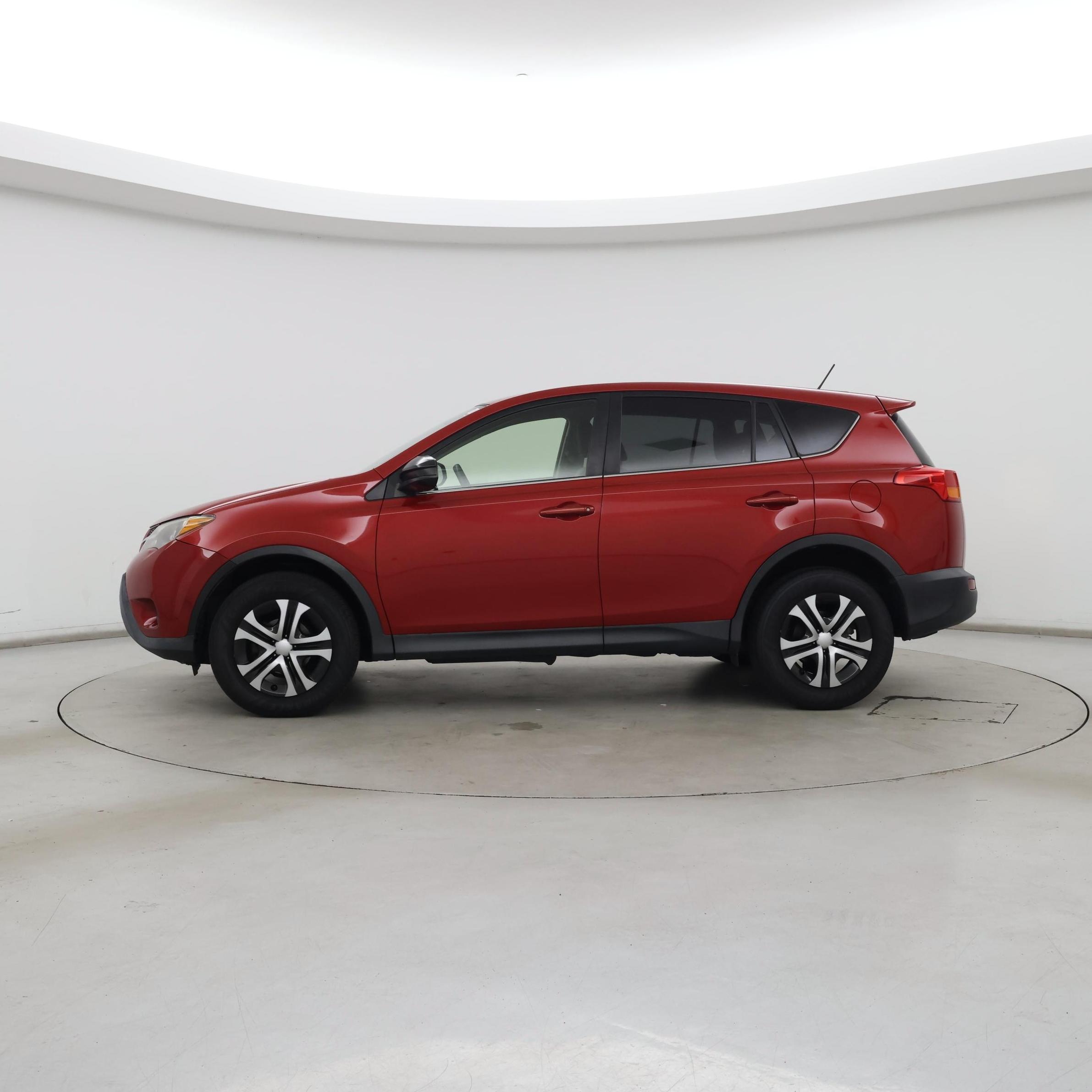 Thumbnail: 2015 Toyota RAV4 - 3
