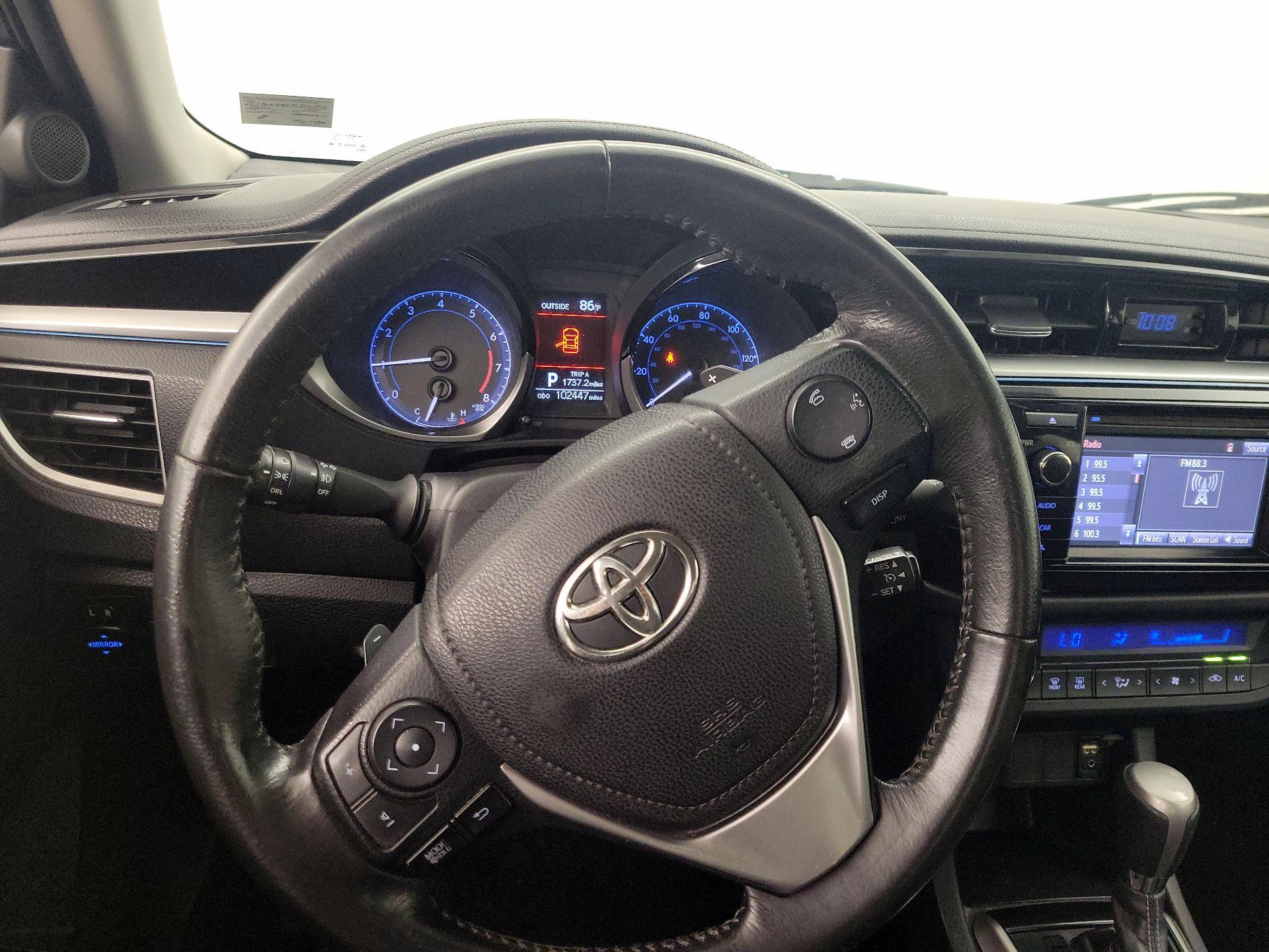 Thumbnail: 2015 Toyota Corolla - 10