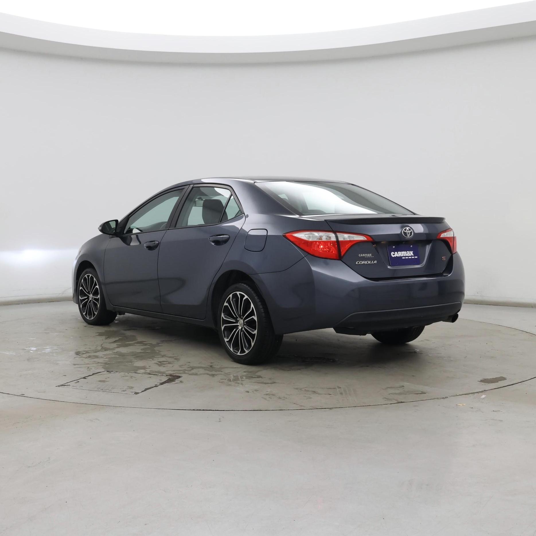 Thumbnail: 2015 Toyota Corolla - 2