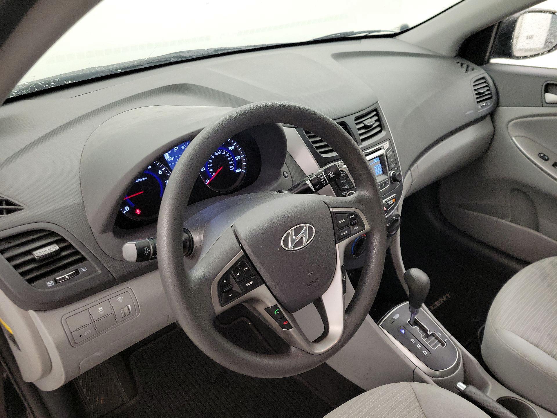 Thumbnail: 2016 Hyundai Accent - 9