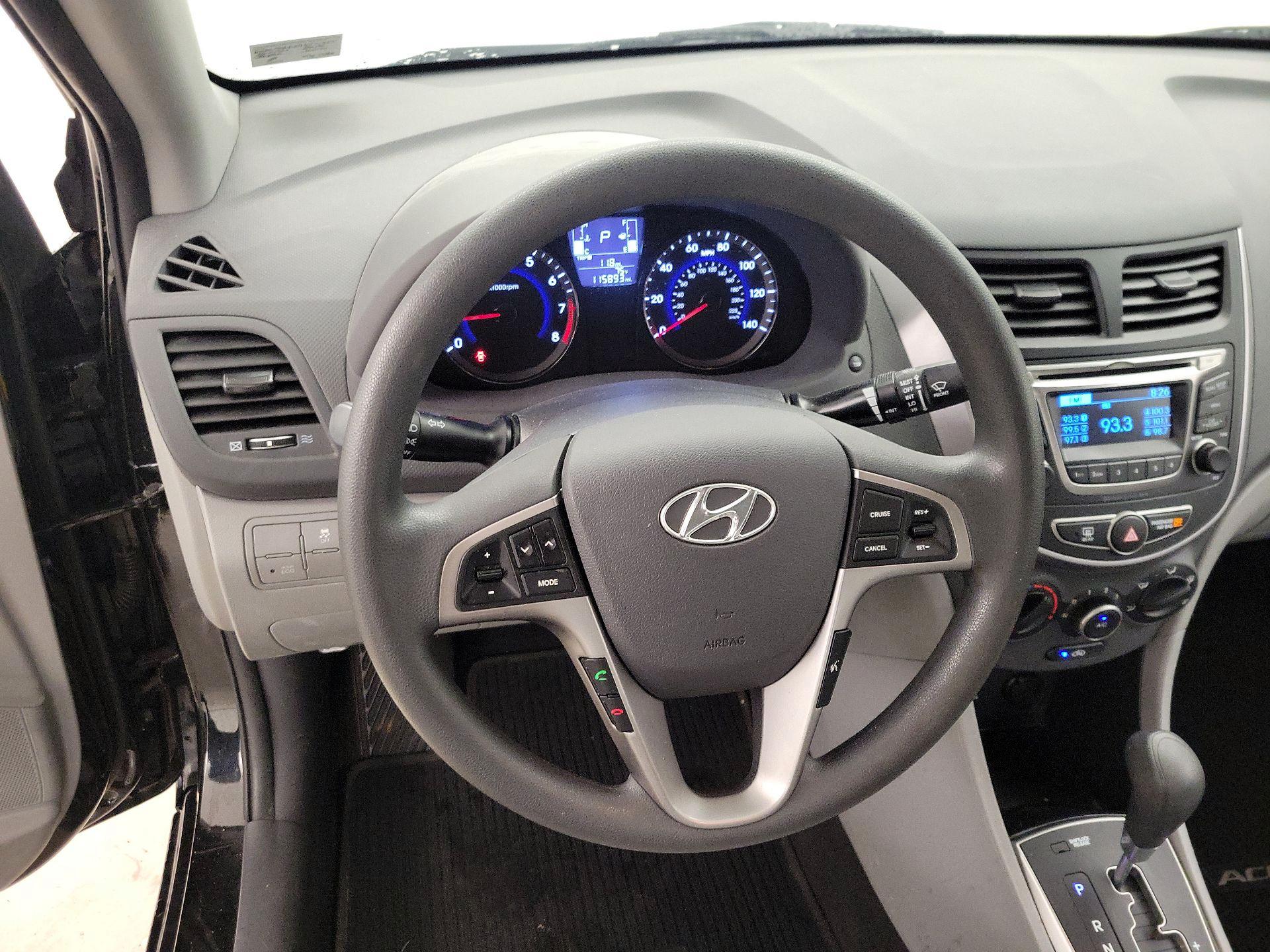 Thumbnail: 2016 Hyundai Accent - 10