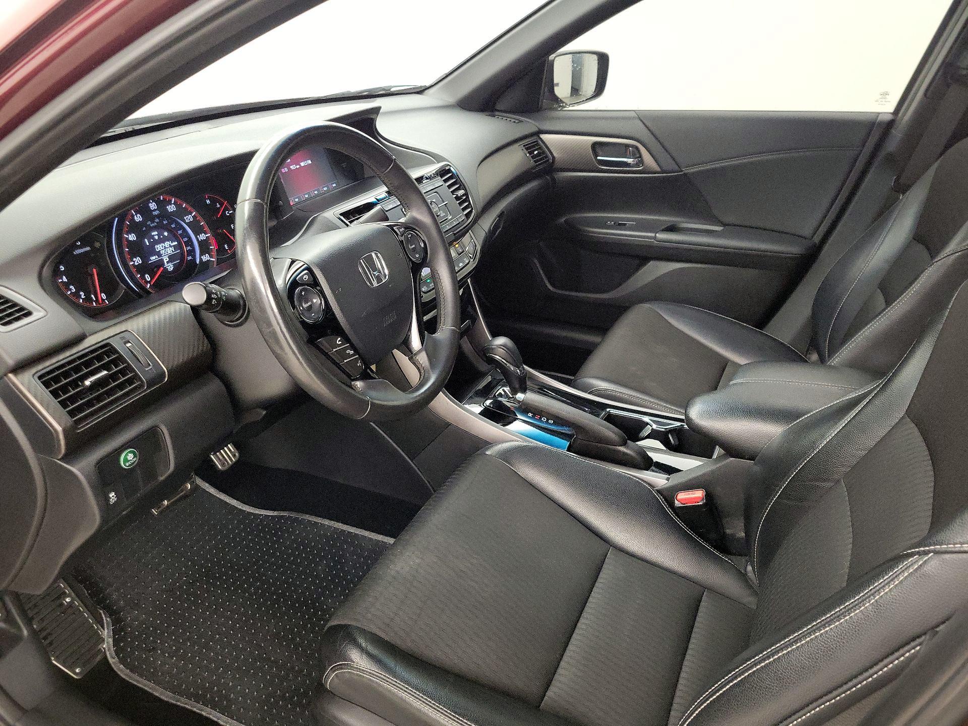 Thumbnail: 2017 Honda Accord - 11