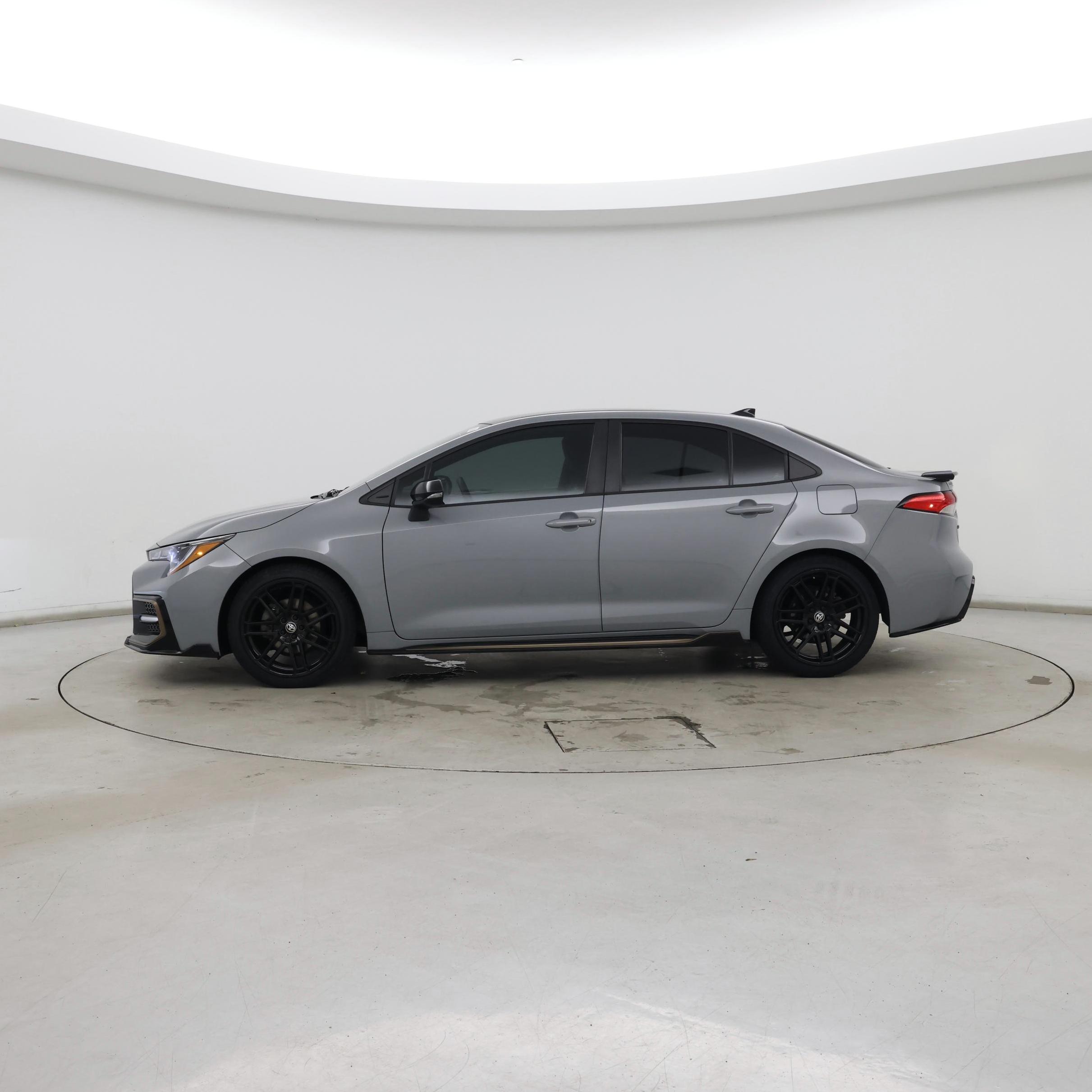 Thumbnail: 2022 Toyota Corolla - 3