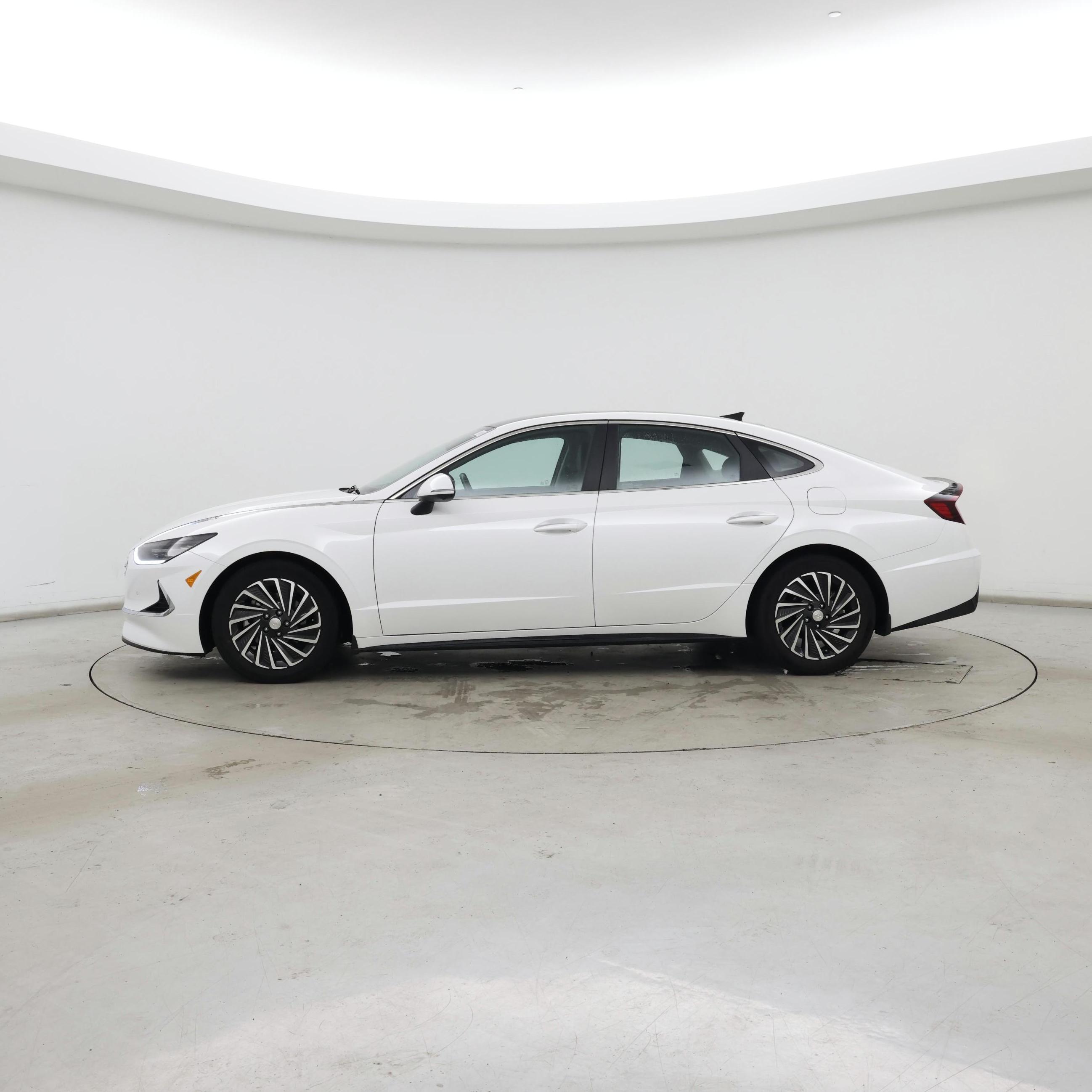 Thumbnail: 2021 Hyundai Sonata - 3