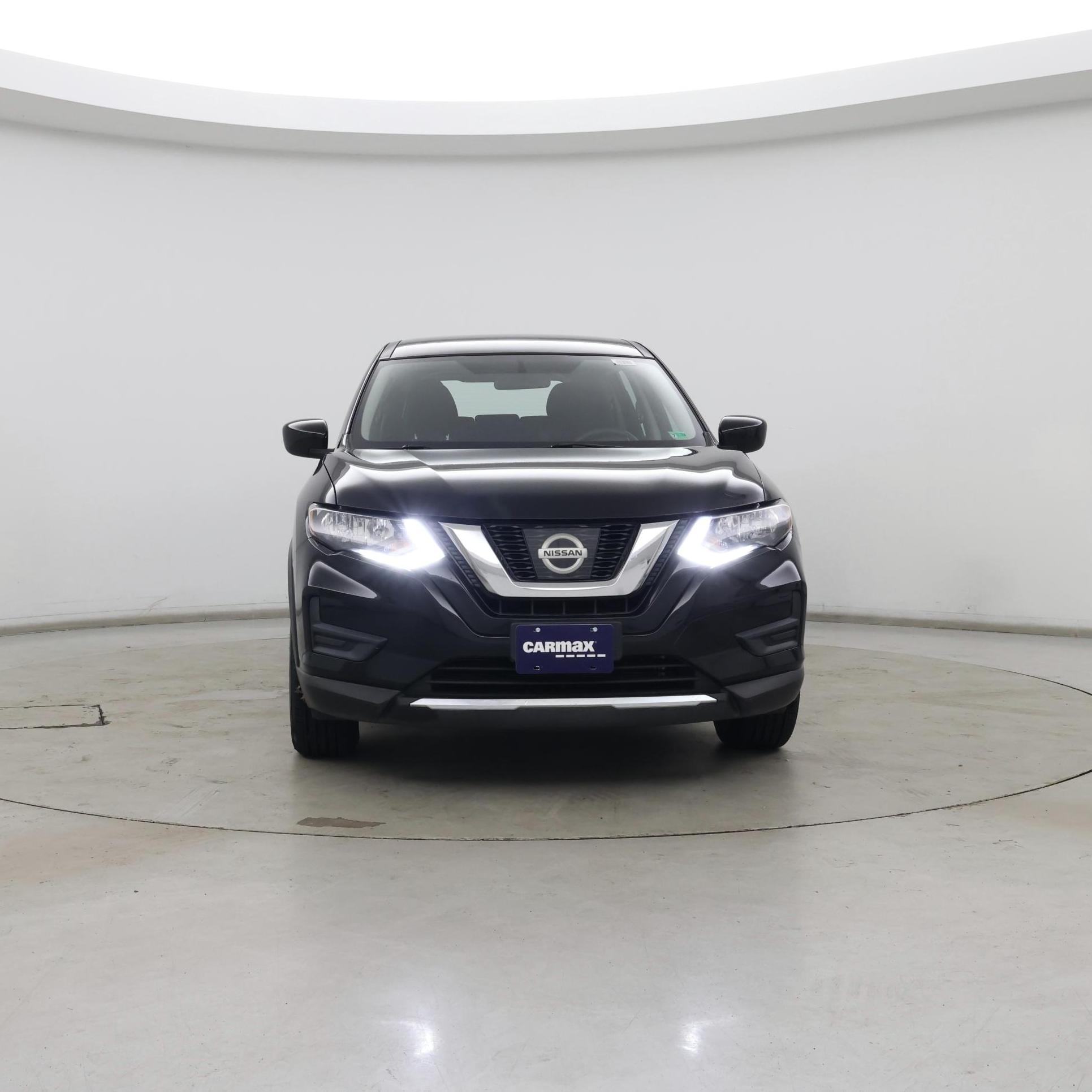 Thumbnail: 2017 Nissan Rogue - 5