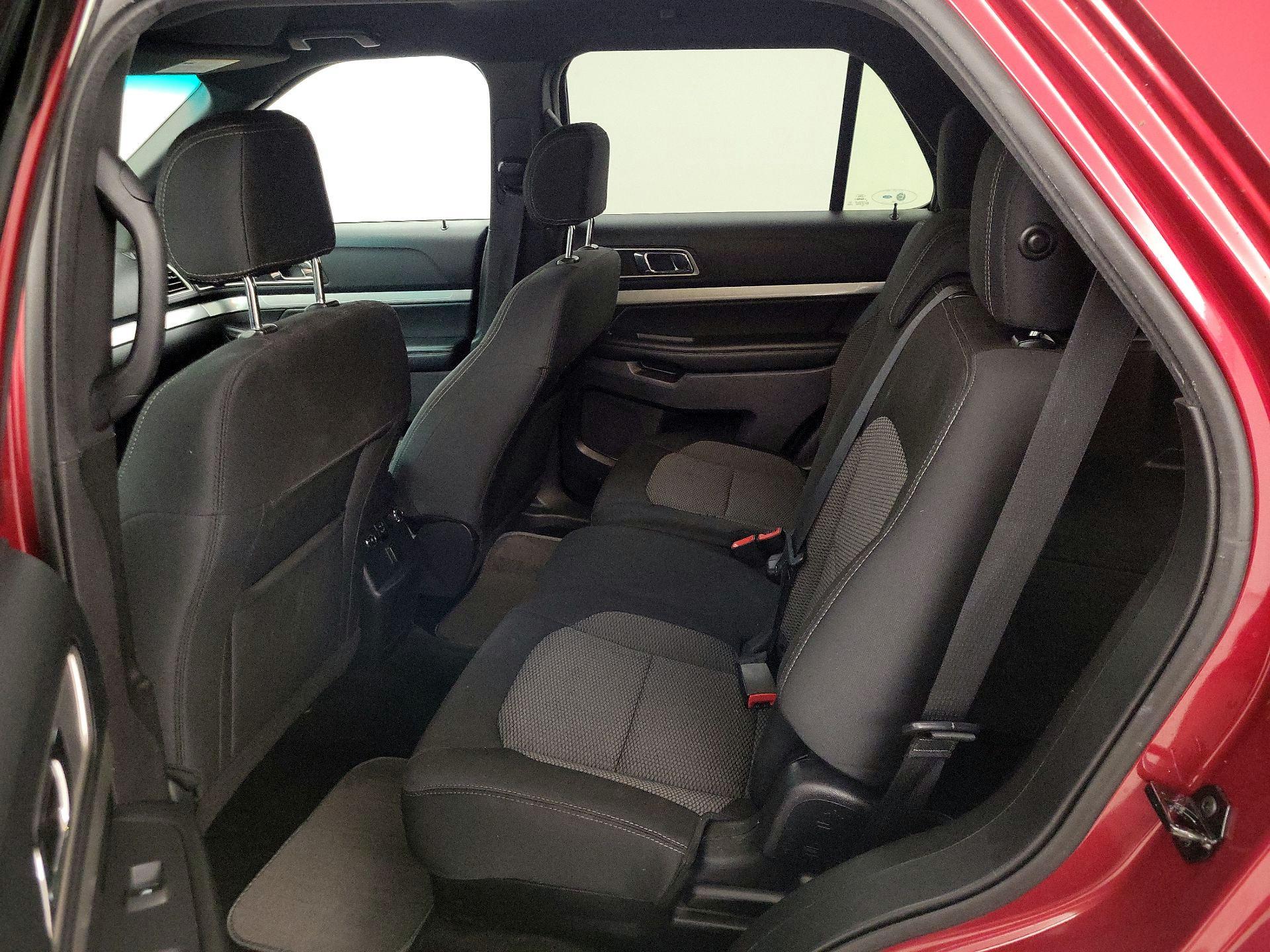 Thumbnail: 2016 Ford Explorer - 19