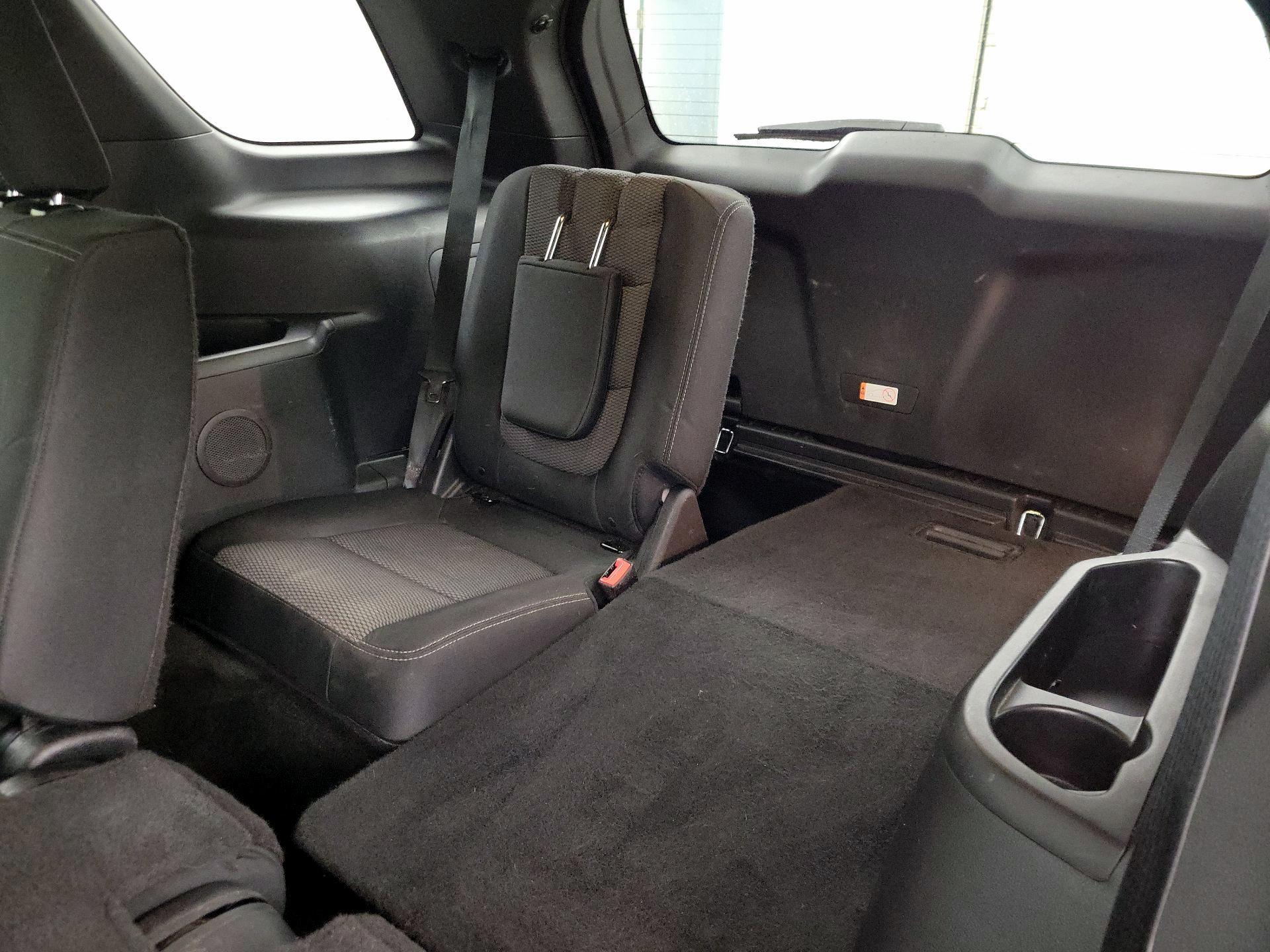 Thumbnail: 2016 Ford Explorer - 20