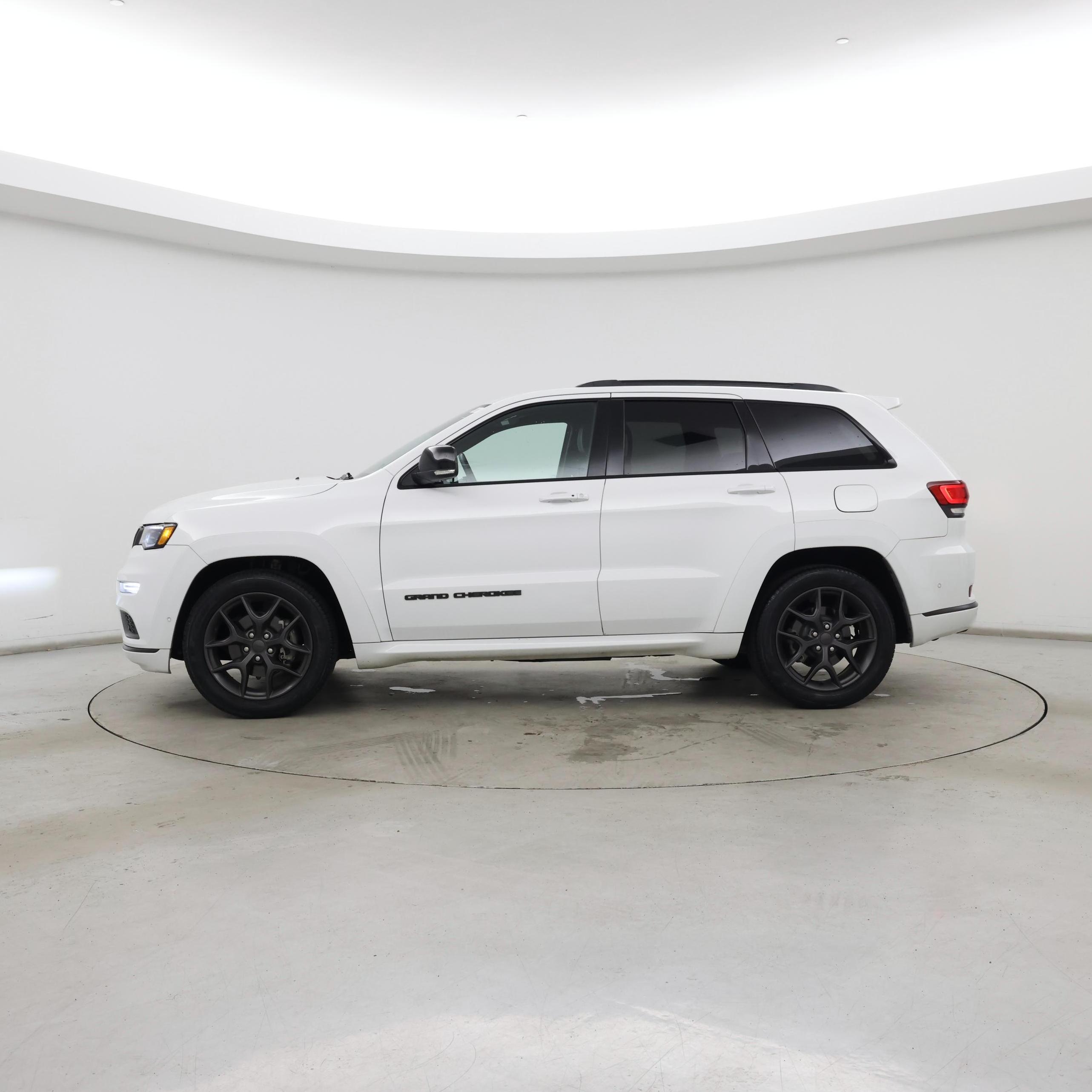 Thumbnail: 2020 Jeep Grand Cherokee - 3