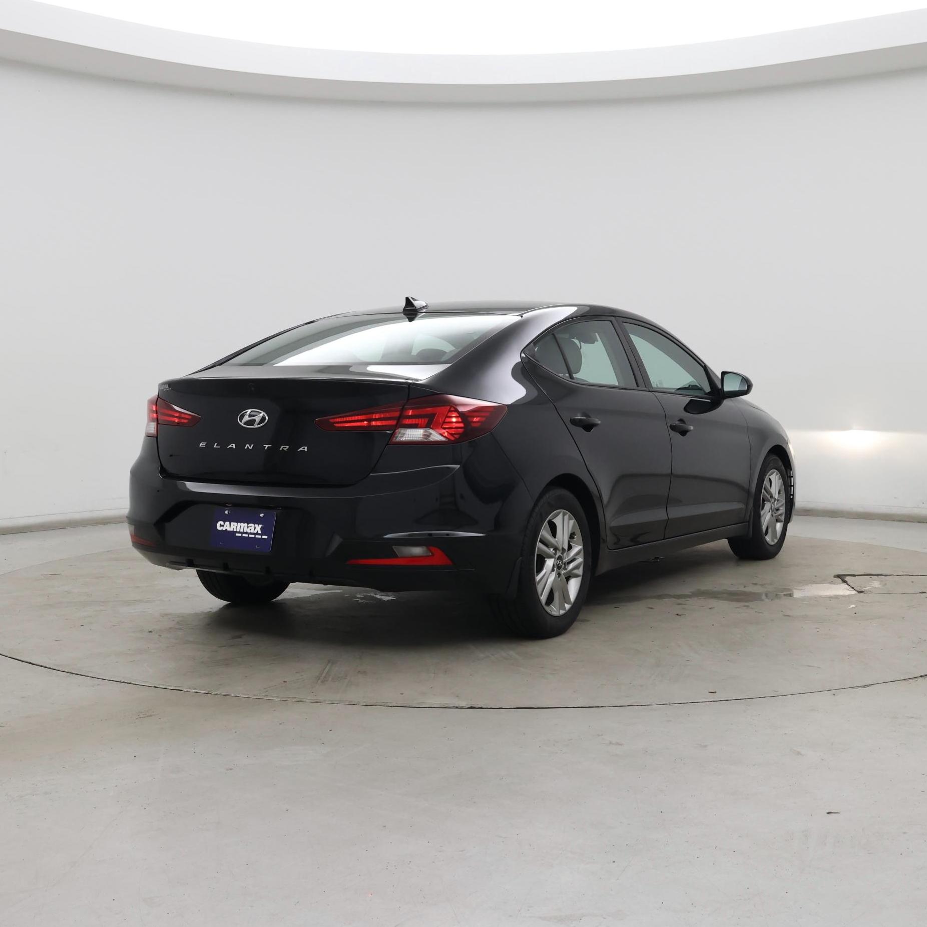 Thumbnail: 2020 Hyundai Elantra - 8