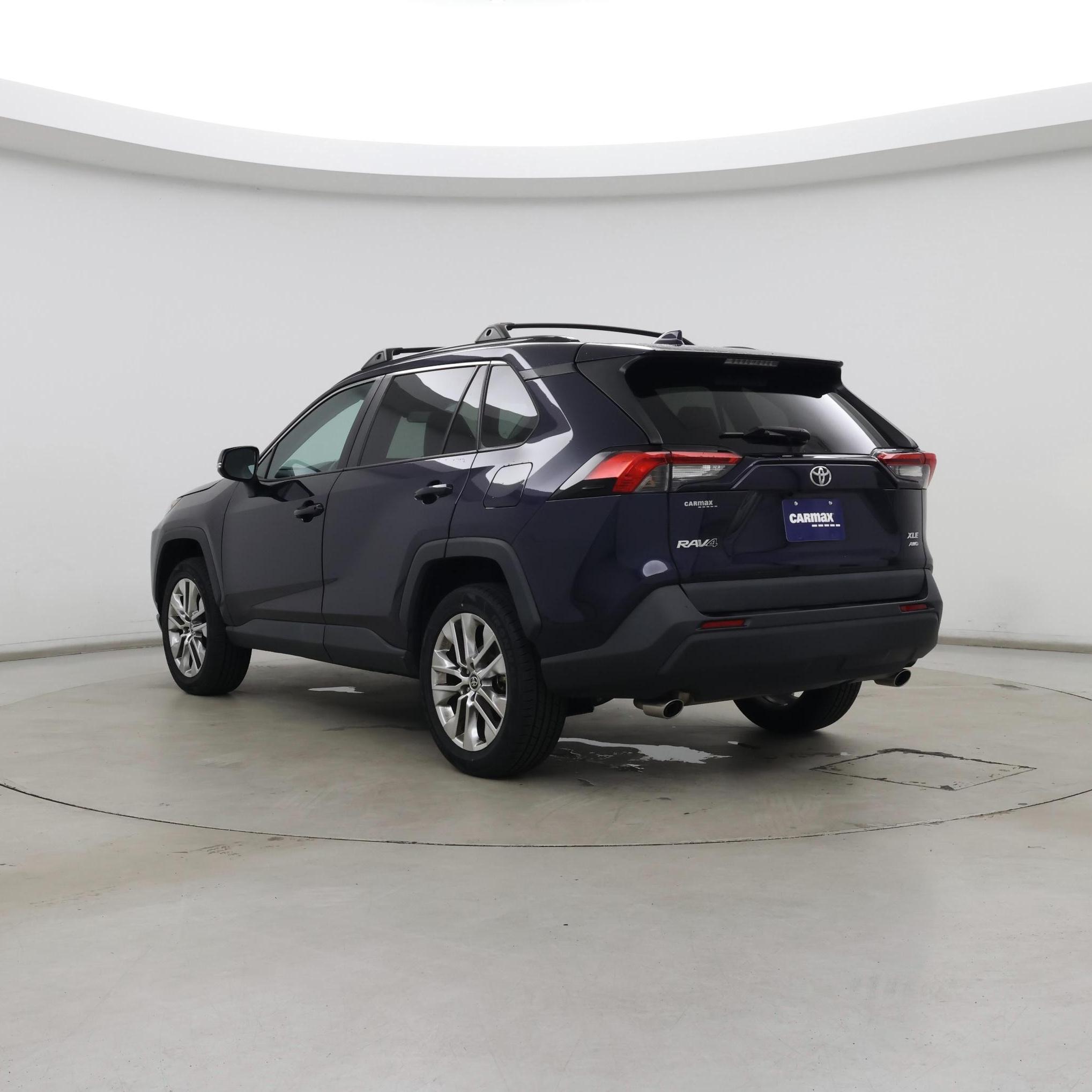 Thumbnail: 2021 Toyota RAV4 - 2