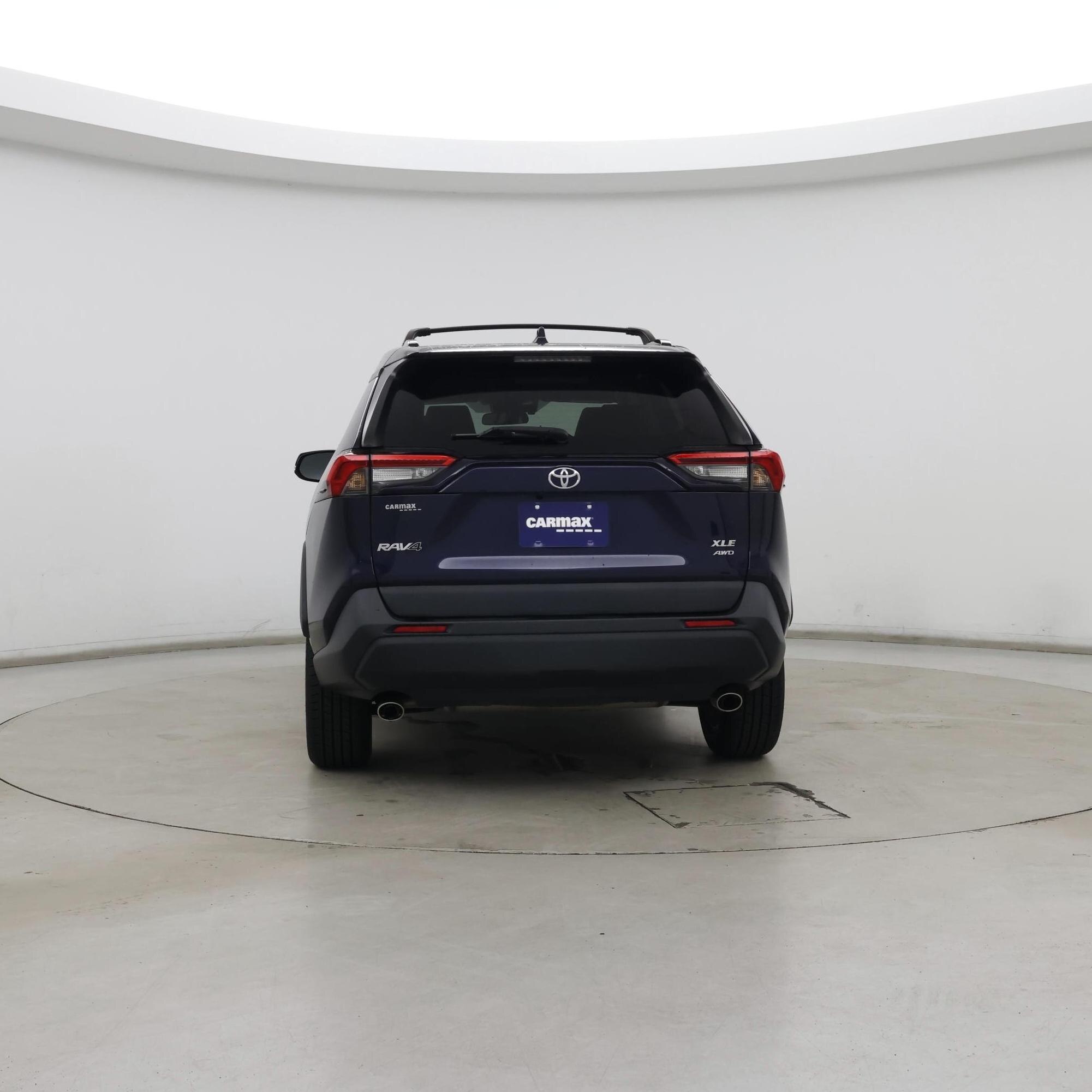Thumbnail: 2021 Toyota RAV4 - 6