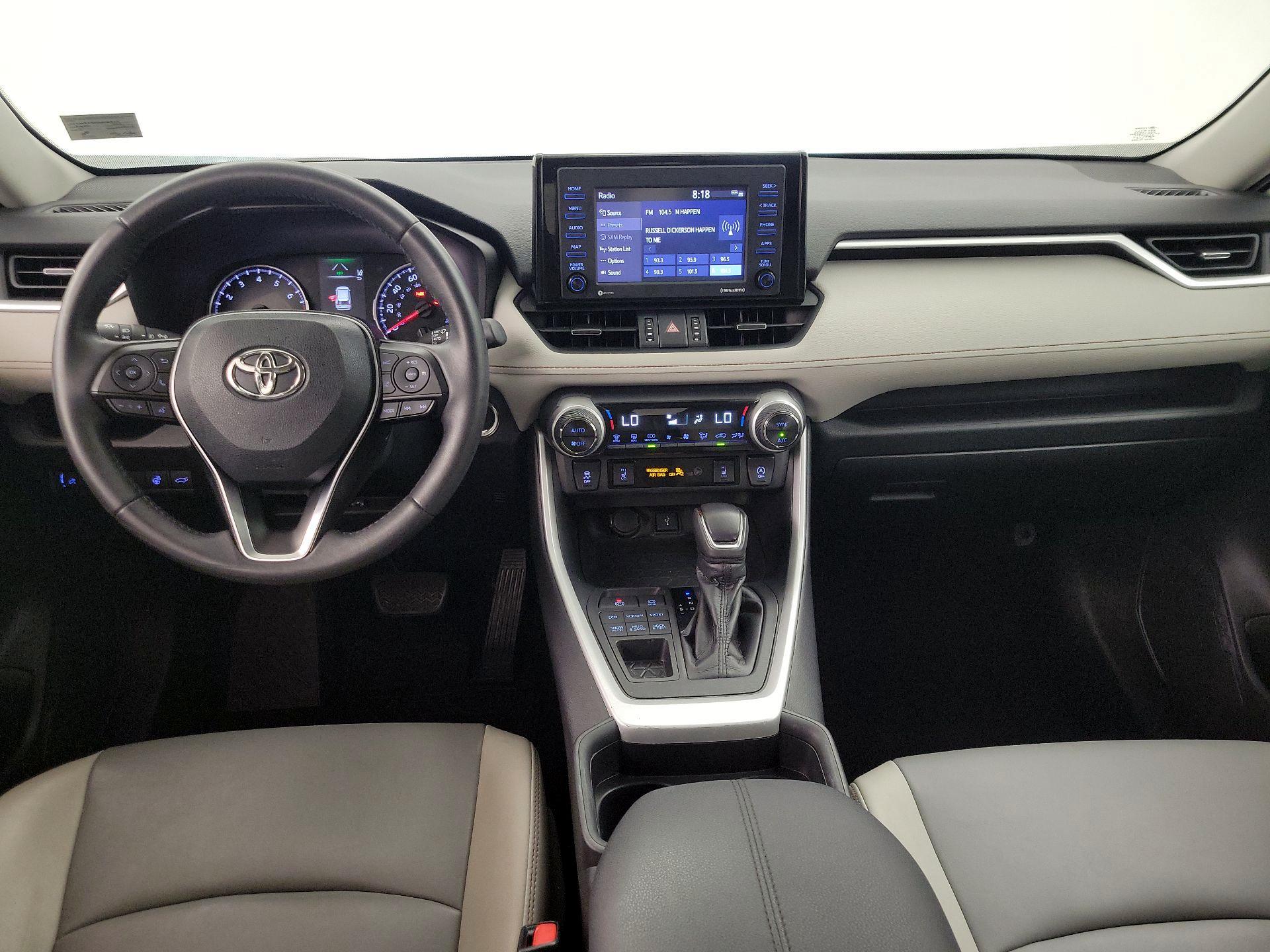 Thumbnail: 2020 Toyota RAV4 - 9