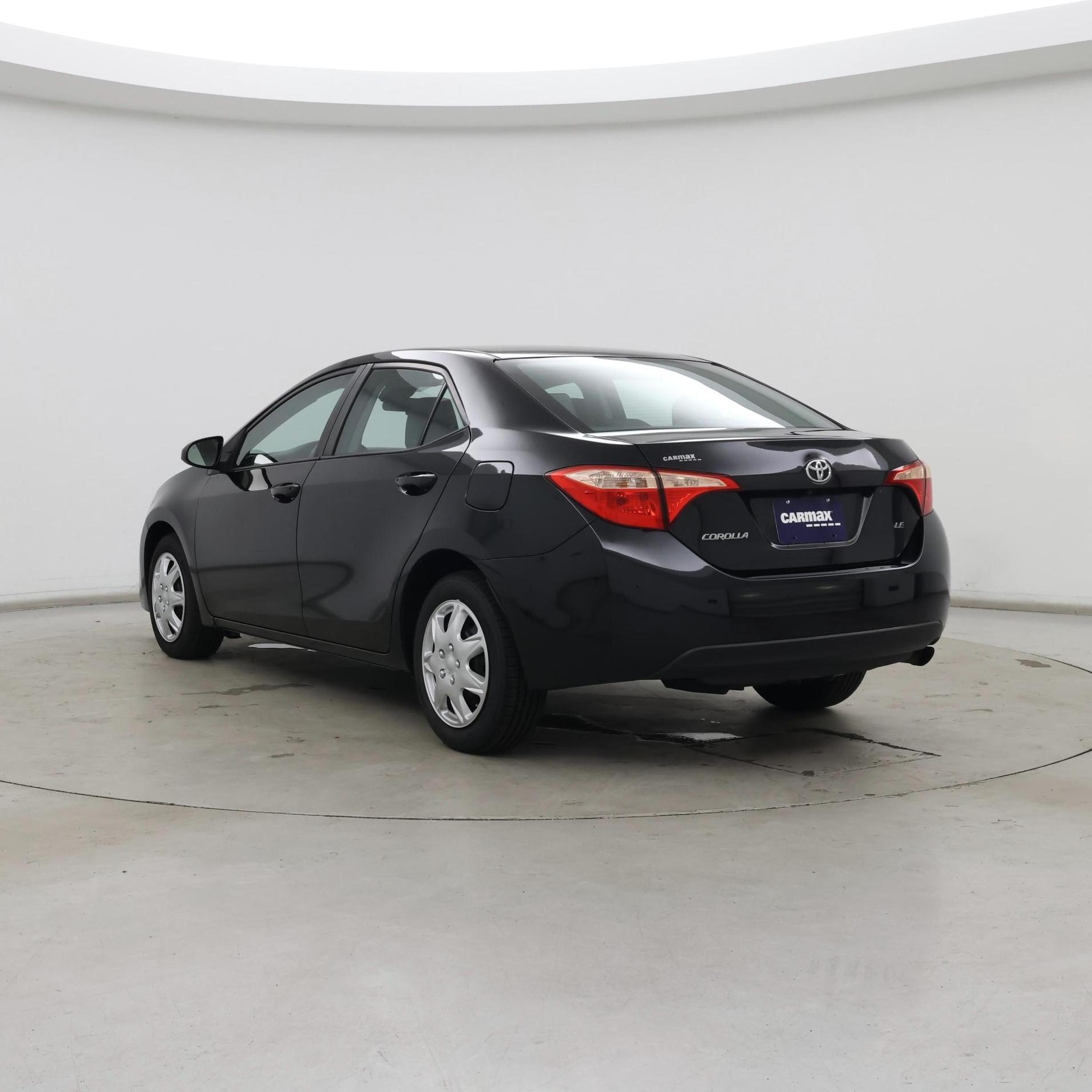Thumbnail: 2017 Toyota Corolla - 2