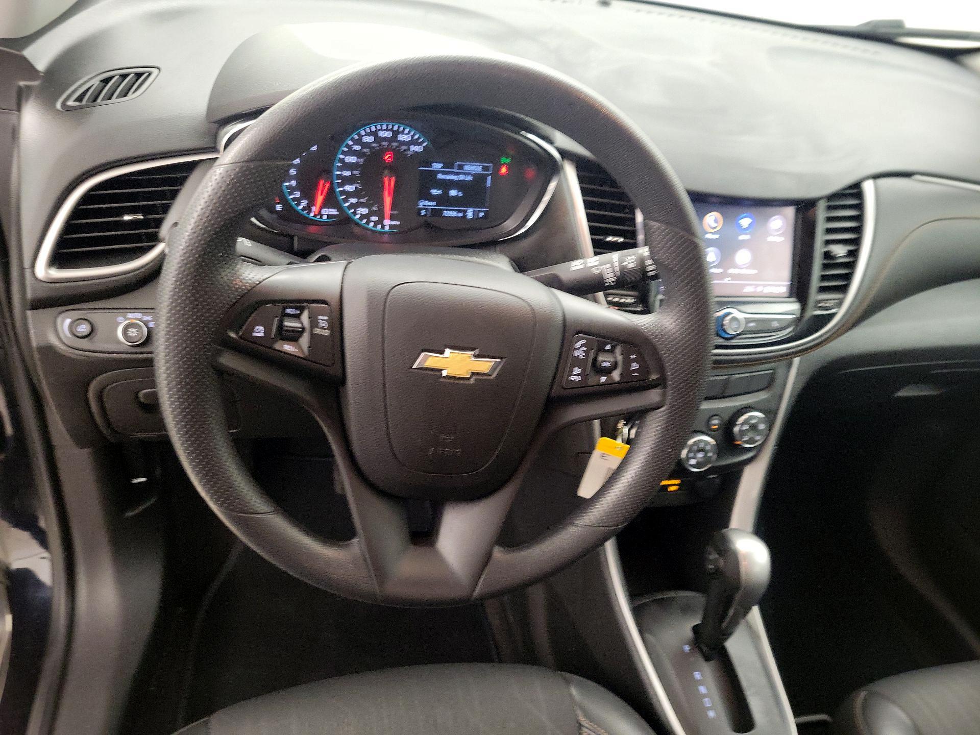Thumbnail: 2021 Chevrolet Trax - 10