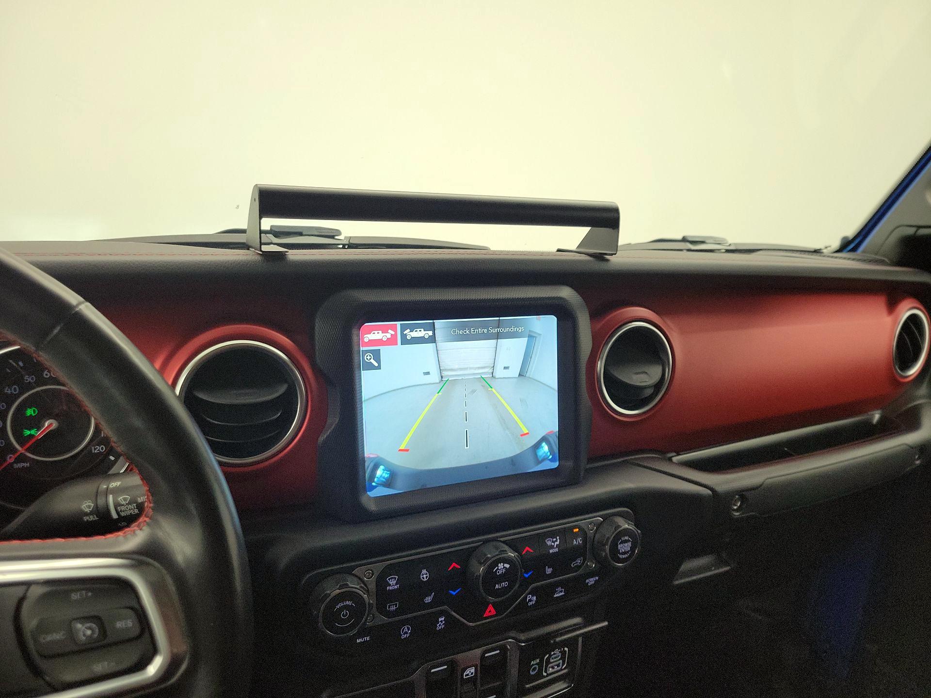 Thumbnail: 2021 Jeep Gladiator - 15