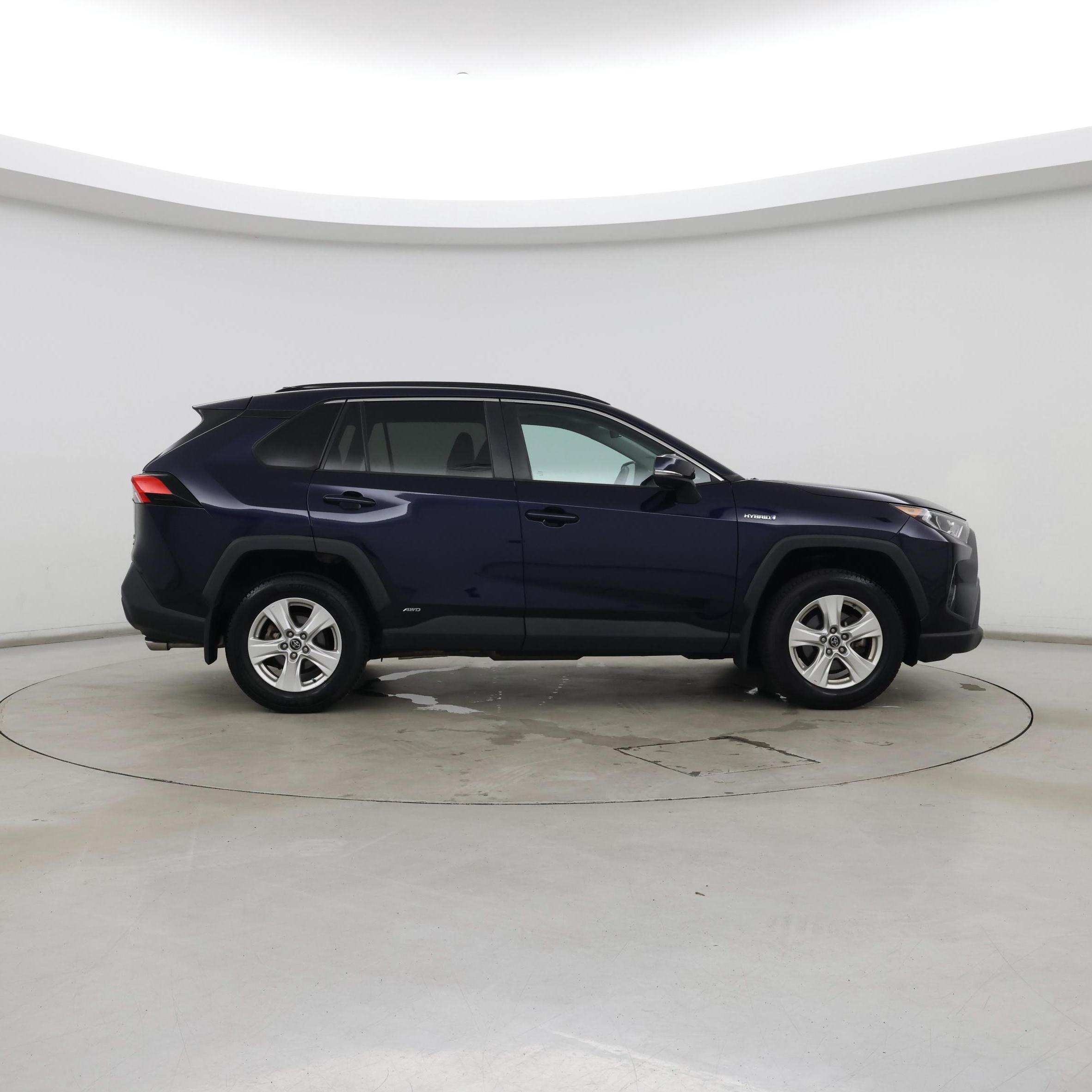 Thumbnail: 2020 Toyota RAV4 - 7