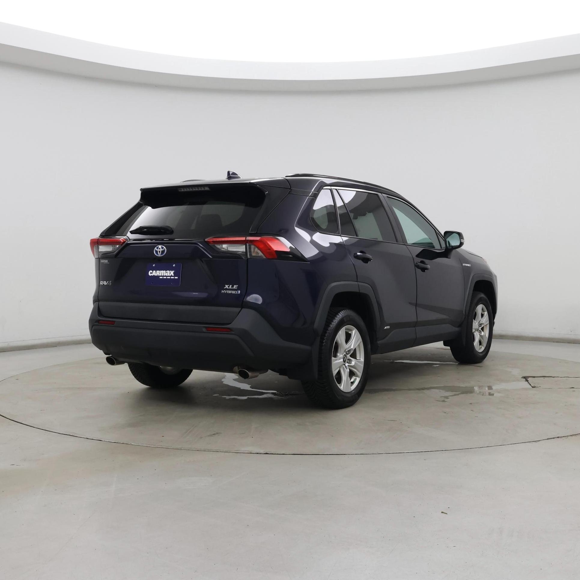 Thumbnail: 2020 Toyota RAV4 - 8