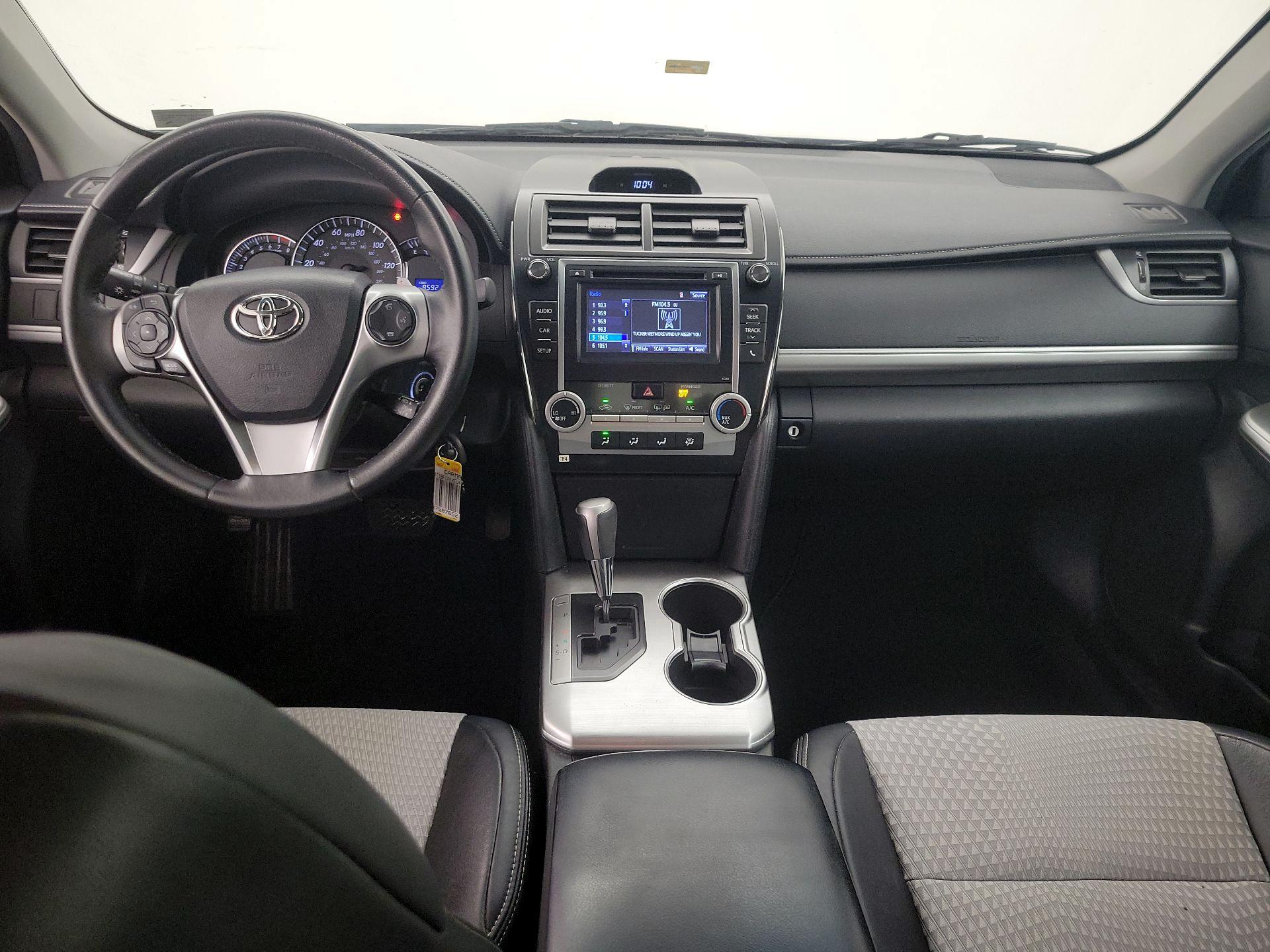 Thumbnail: 2014 Toyota Camry - 9