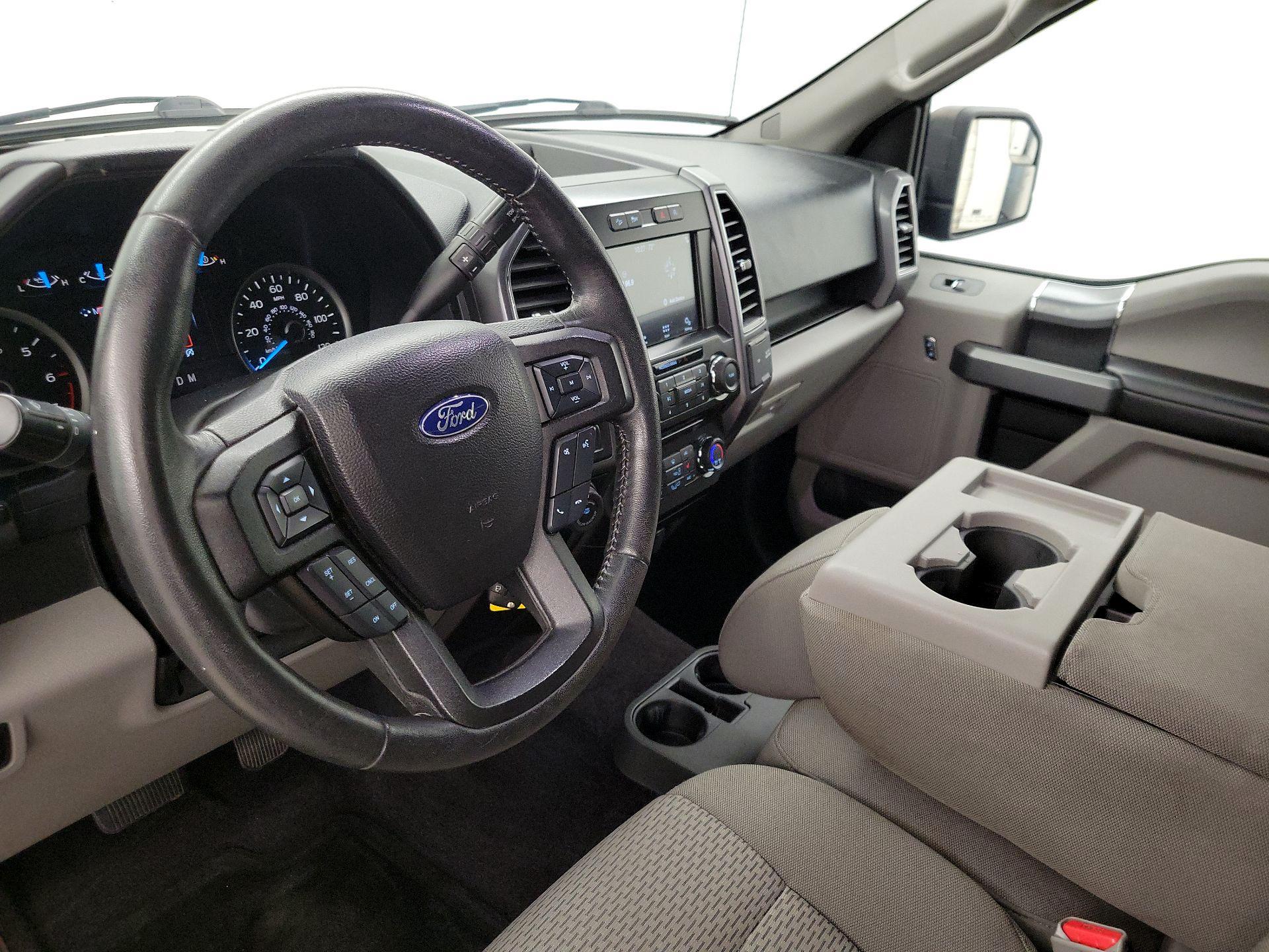 Thumbnail: 2017 Ford F-150 - 9