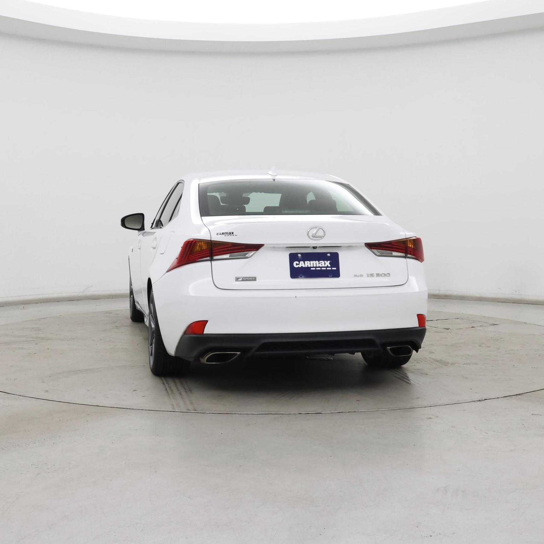 Thumbnail: 2017 Lexus IS - 6