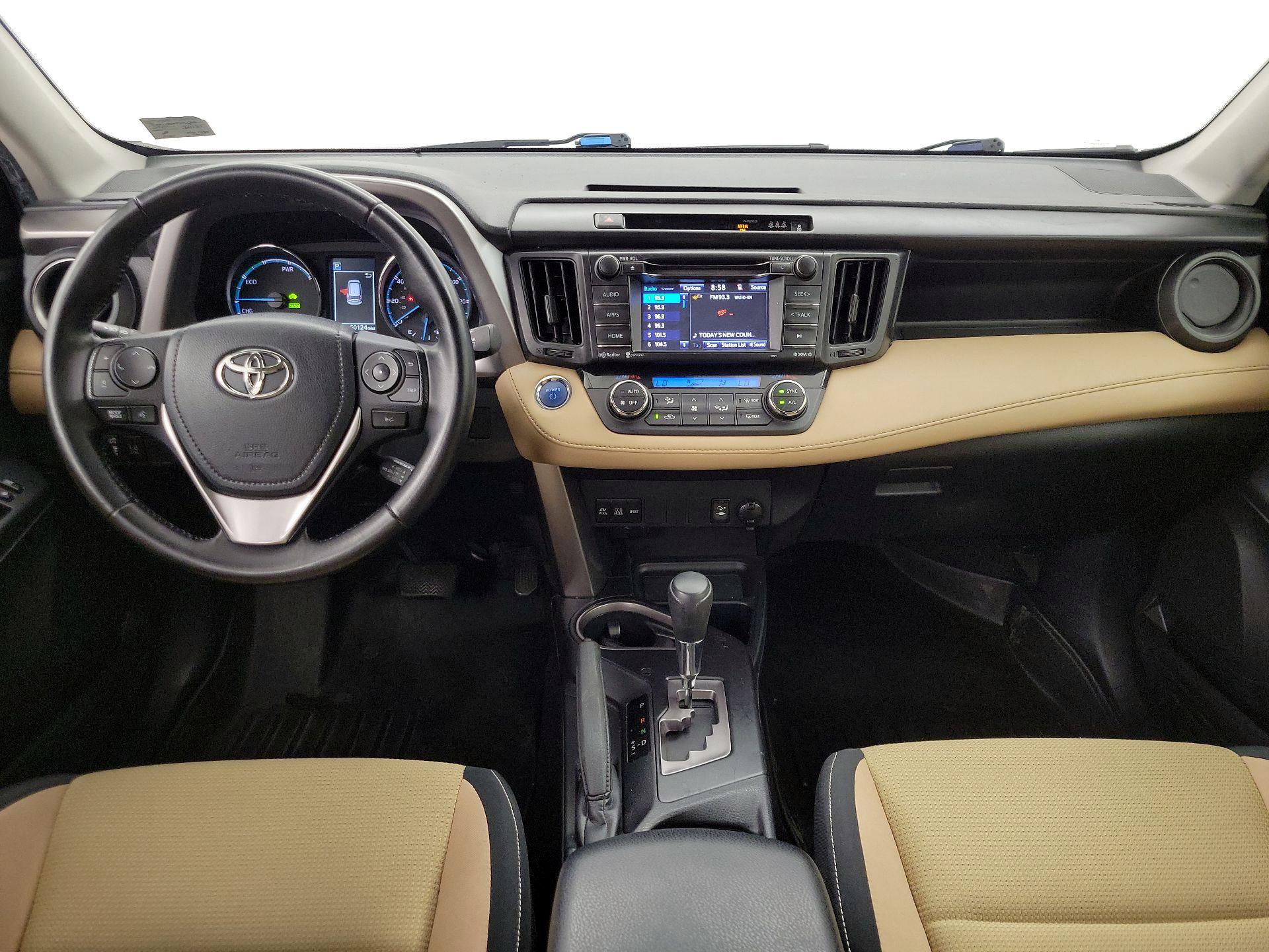 Thumbnail: 2017 Toyota RAV4 - 9