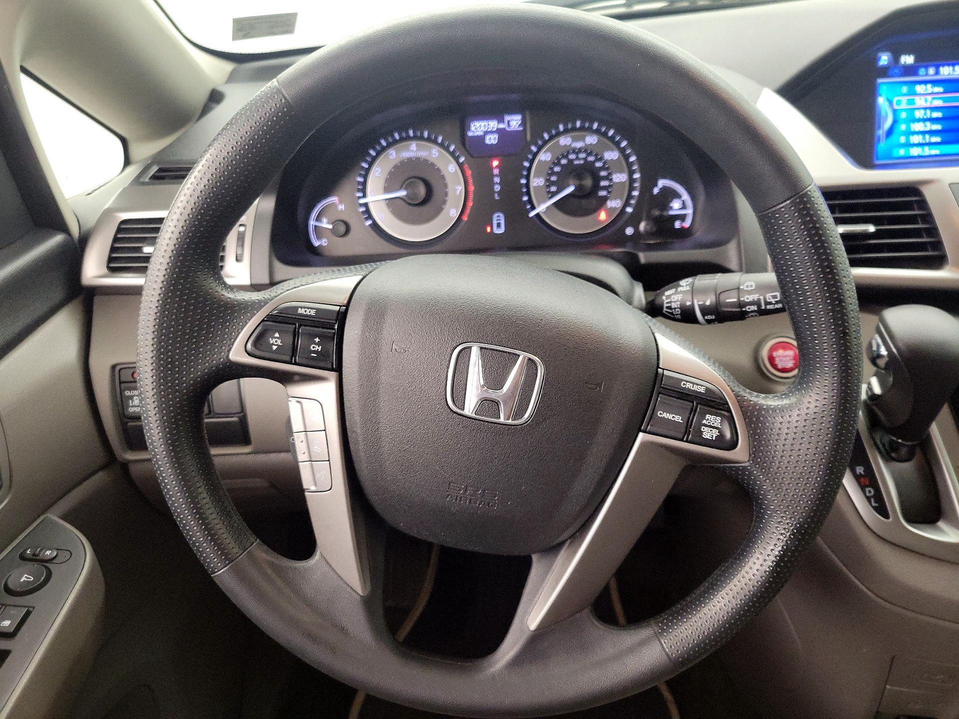 Thumbnail: 2016 Honda Odyssey - 10