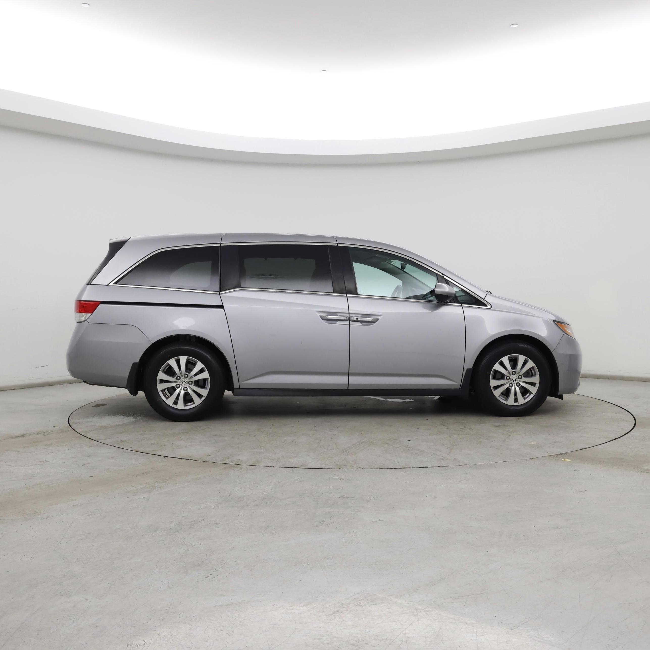 Thumbnail: 2016 Honda Odyssey - 7