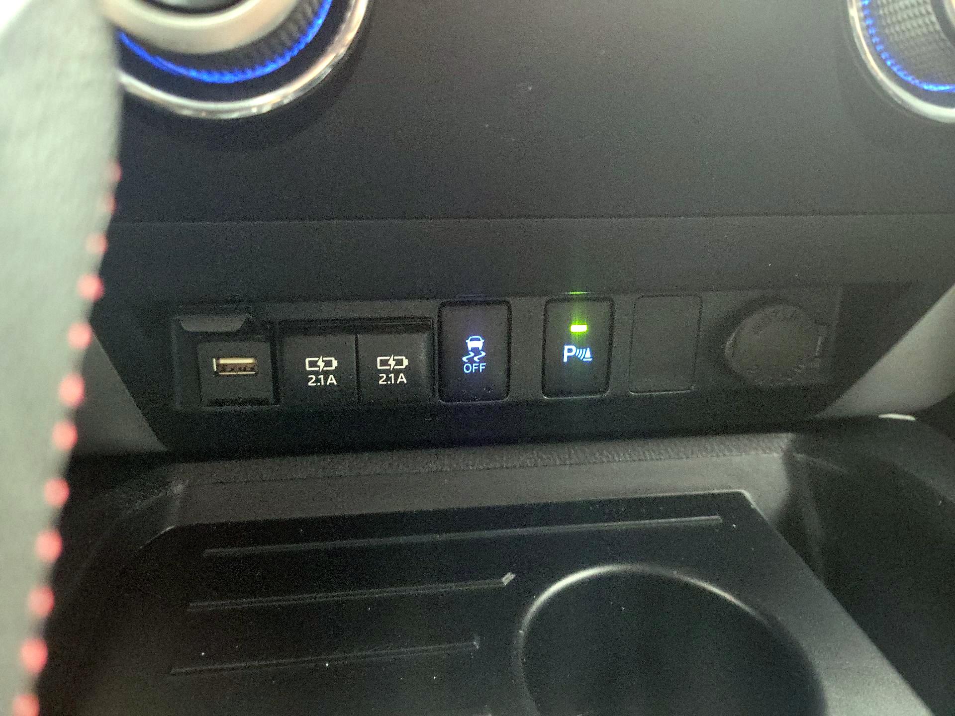 Thumbnail: 2020 Toyota Tundra - 19