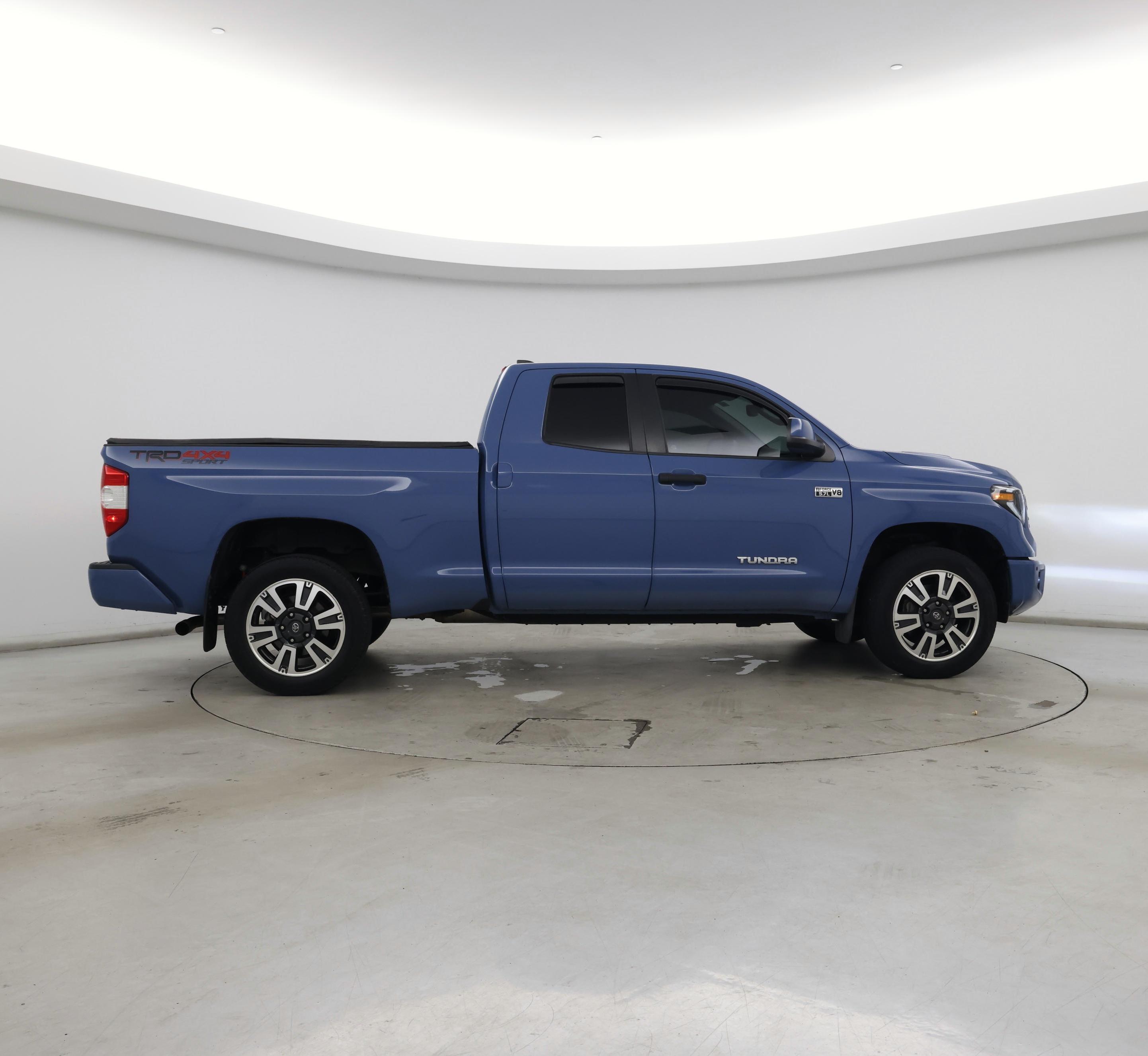 Thumbnail: 2020 Toyota Tundra - 7