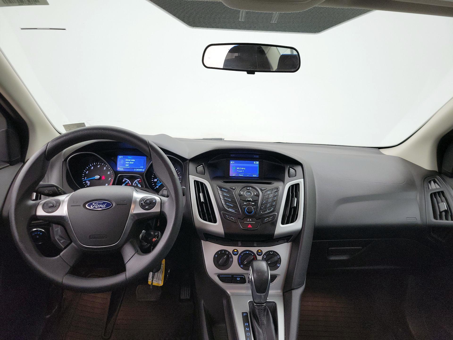 Thumbnail: 2014 Ford Focus - 9