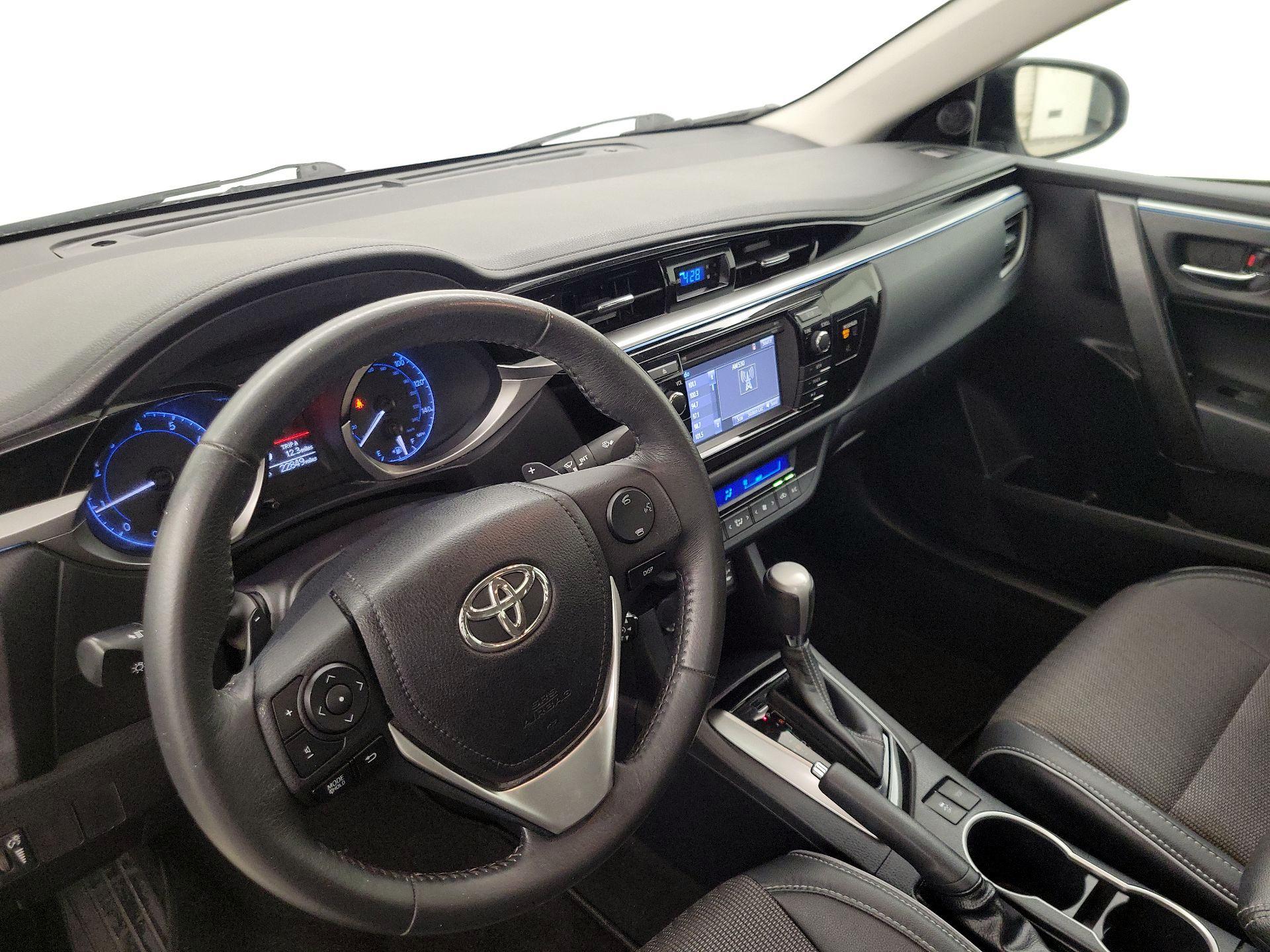 Thumbnail: 2016 Toyota Corolla - 9