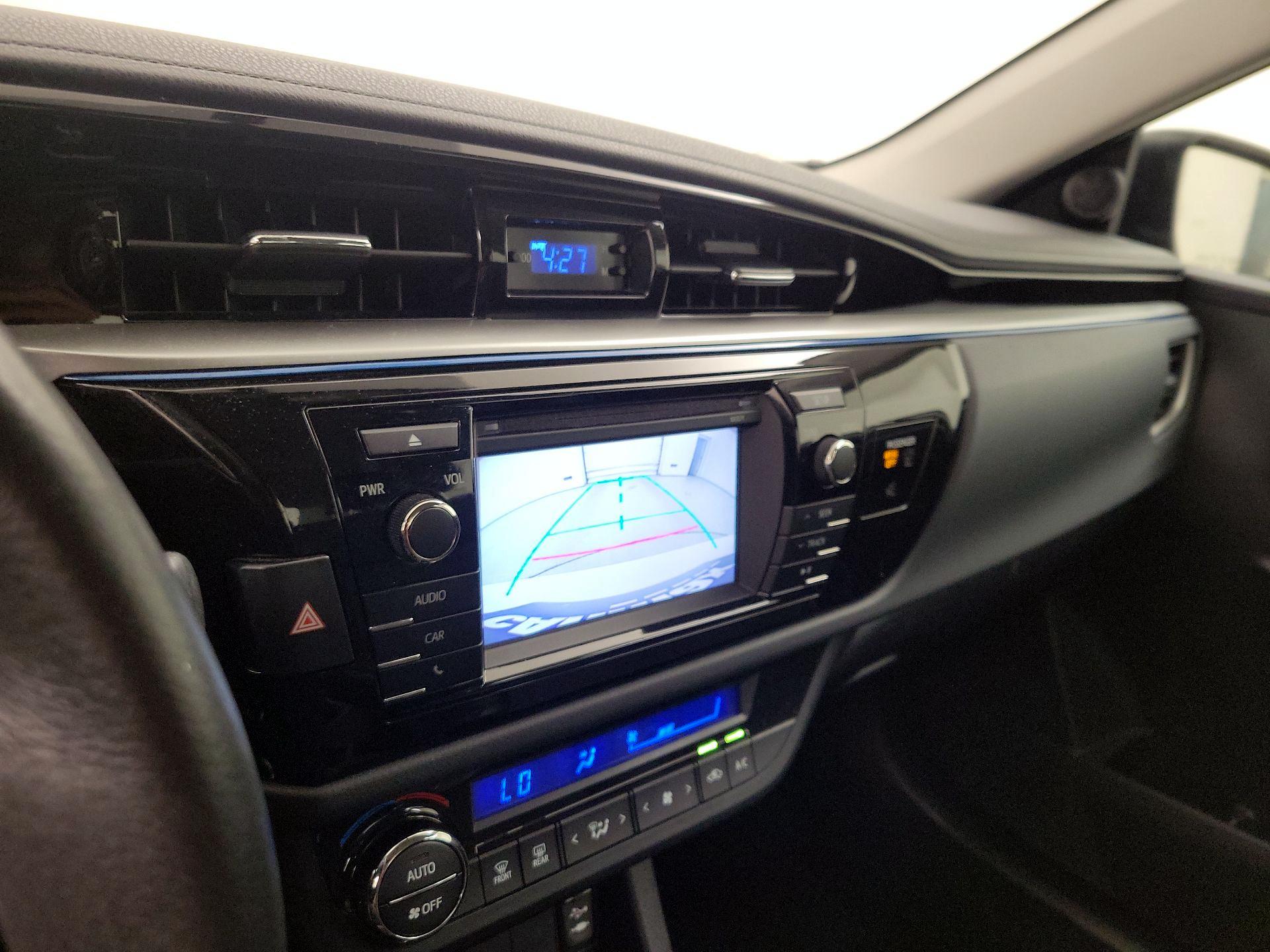 Thumbnail: 2016 Toyota Corolla - 14