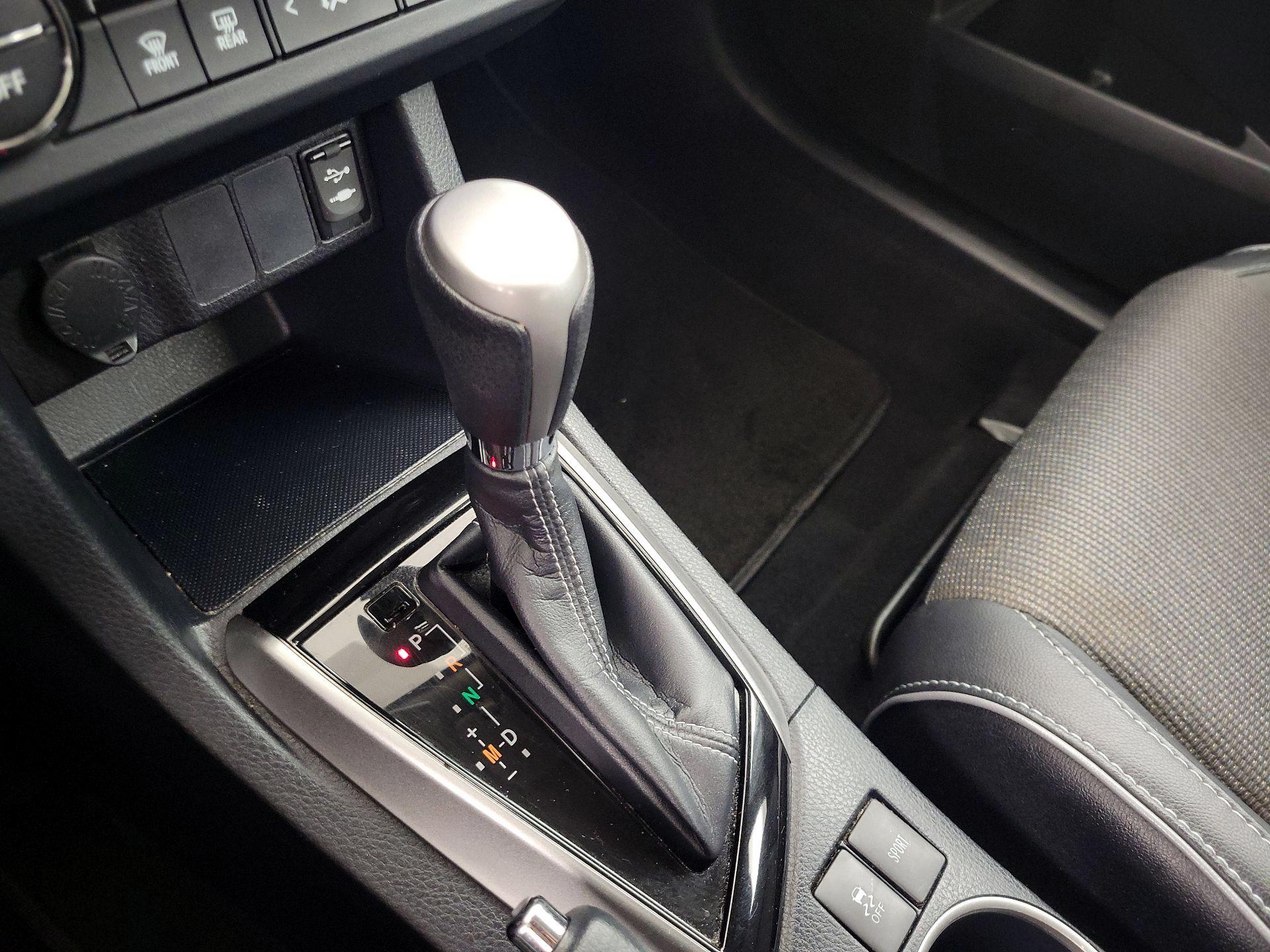 Thumbnail: 2016 Toyota Corolla - 17
