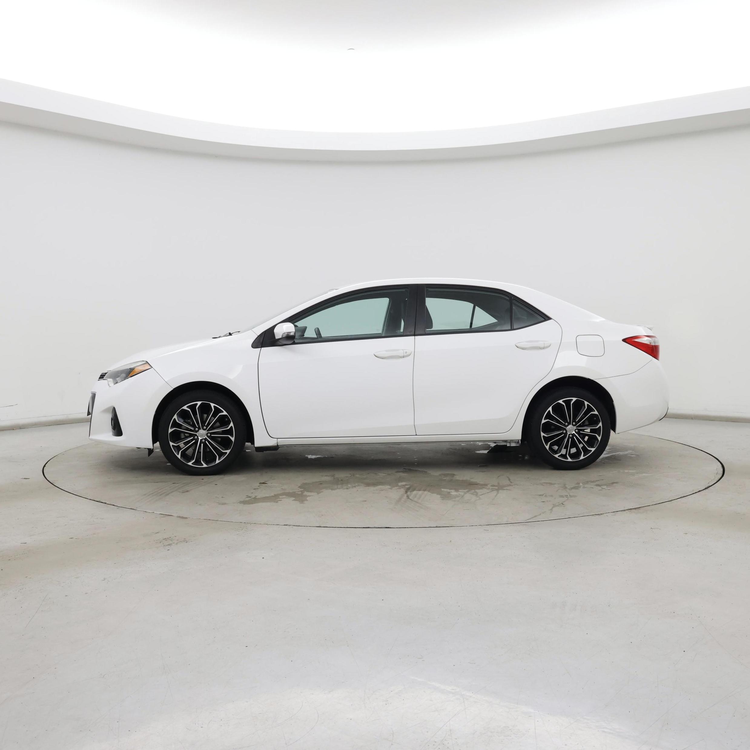 Thumbnail: 2016 Toyota Corolla - 3