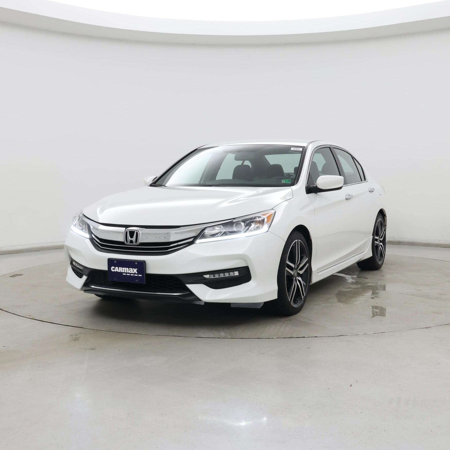 Thumbnail: 2017 Honda Accord - 4