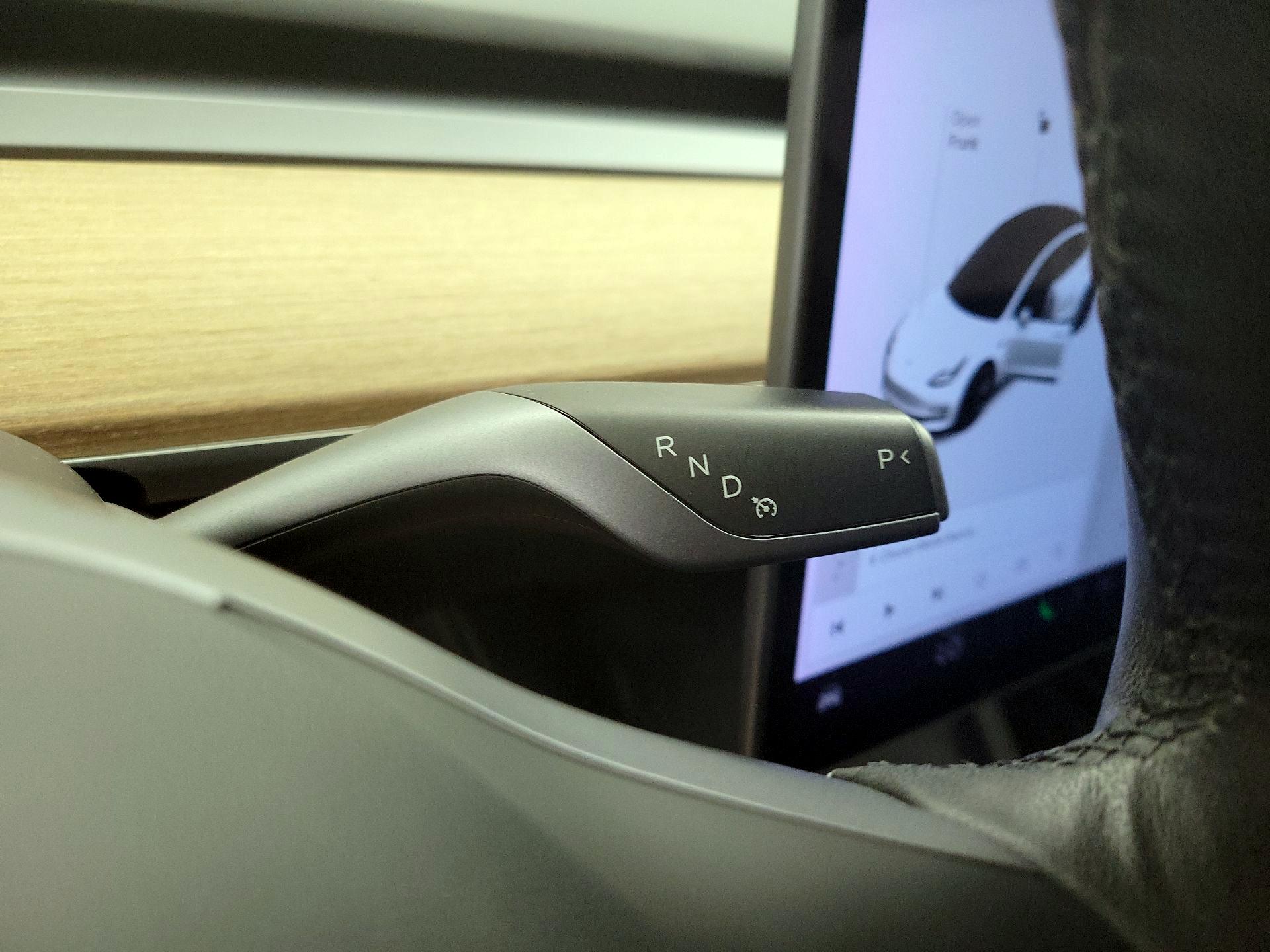 Thumbnail: 2021 Tesla Model 3 - 17