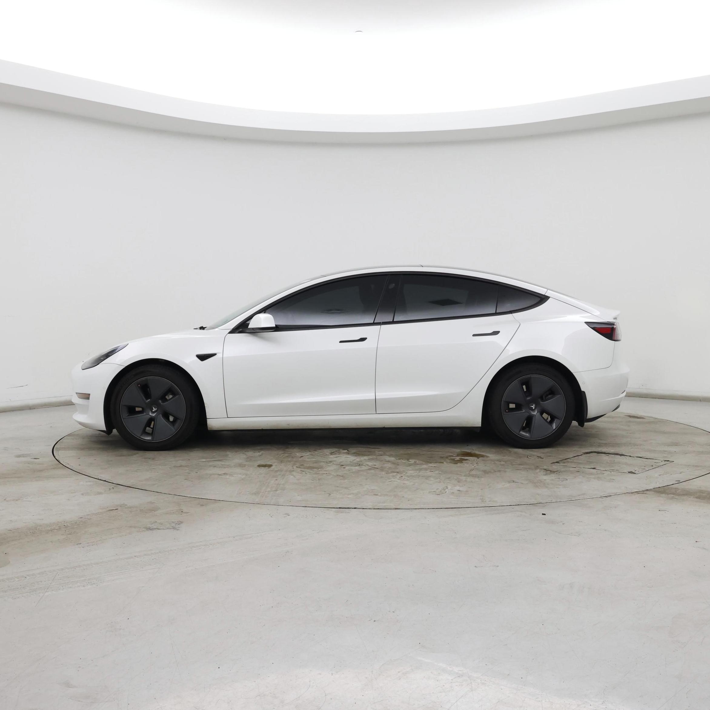 Thumbnail: 2021 Tesla Model 3 - 3